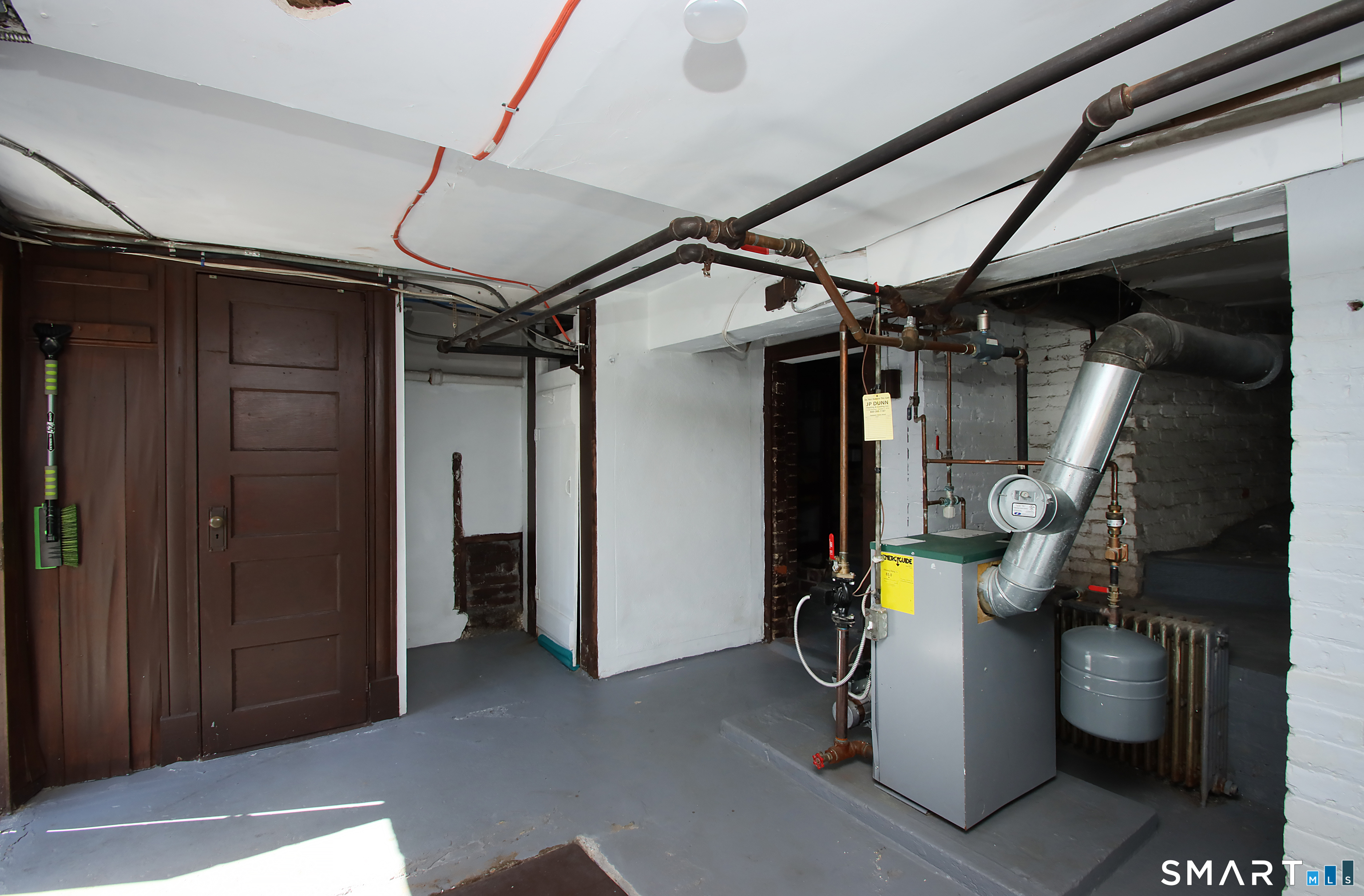 251 Riverside Street Property Photo 19
