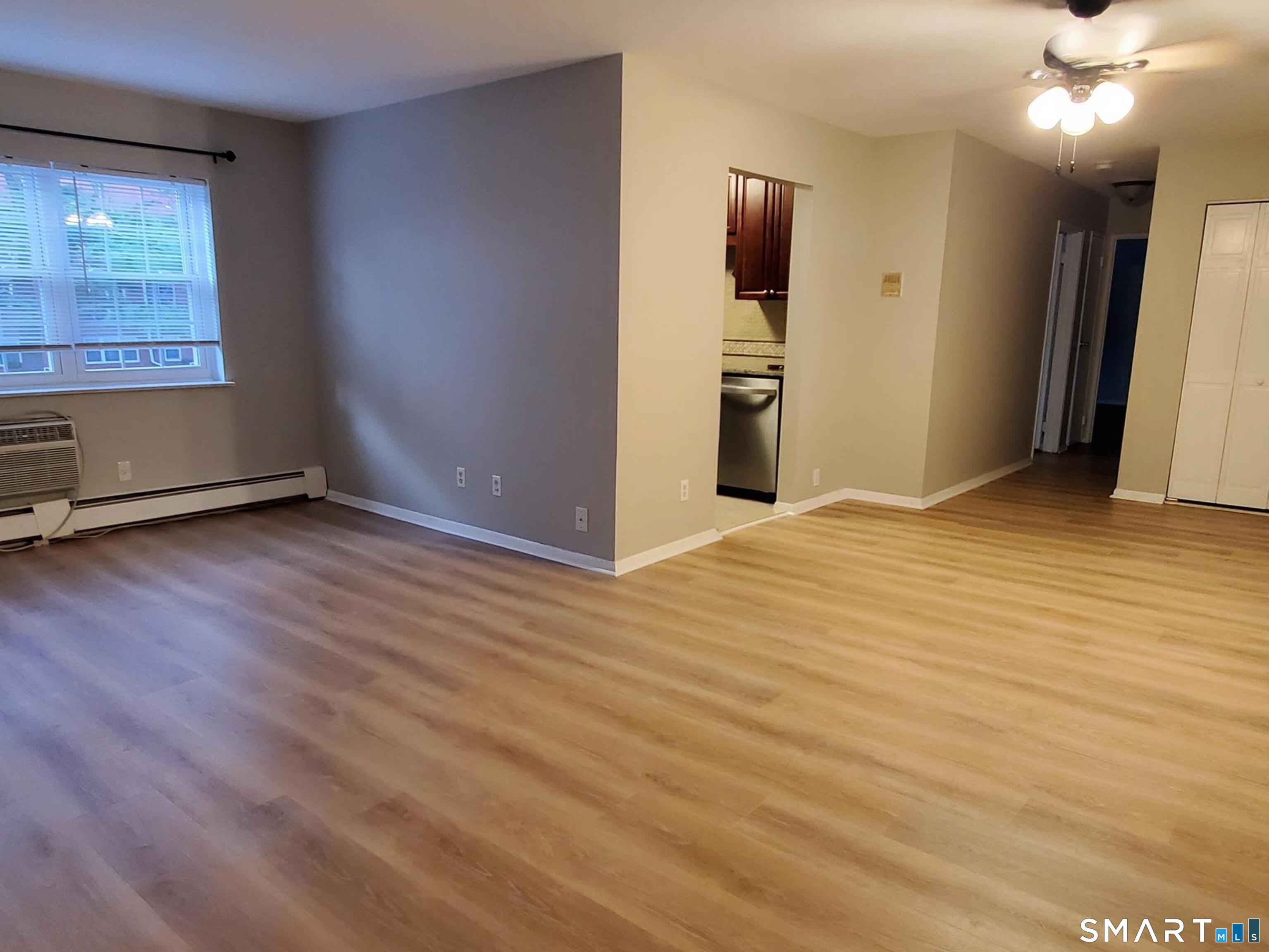 1080 New Haven 91 Avenue Property Photo 7