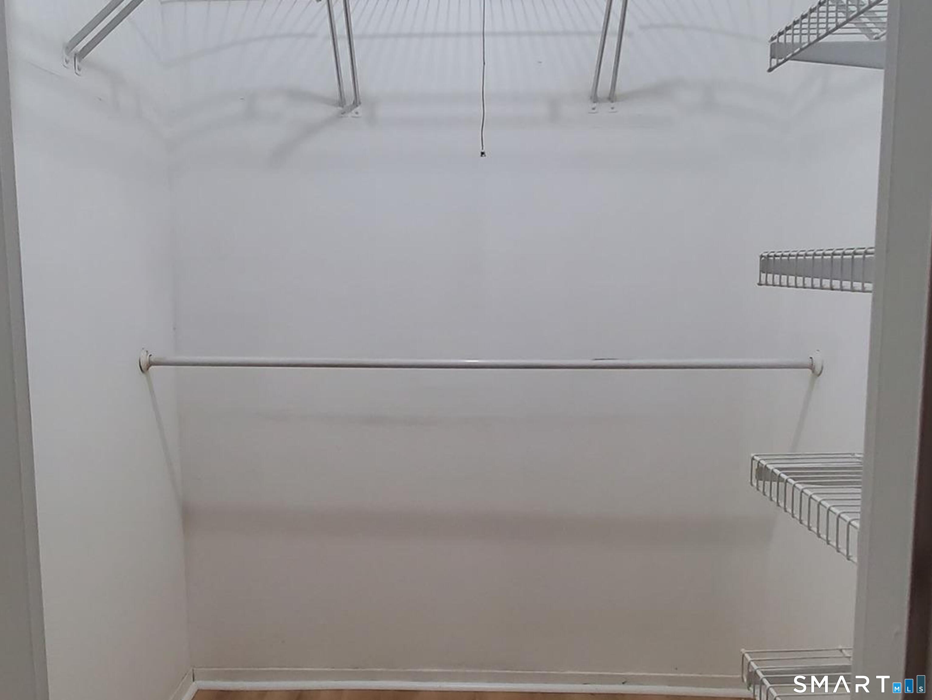 1080 New Haven 91 Avenue Property Photo 9
