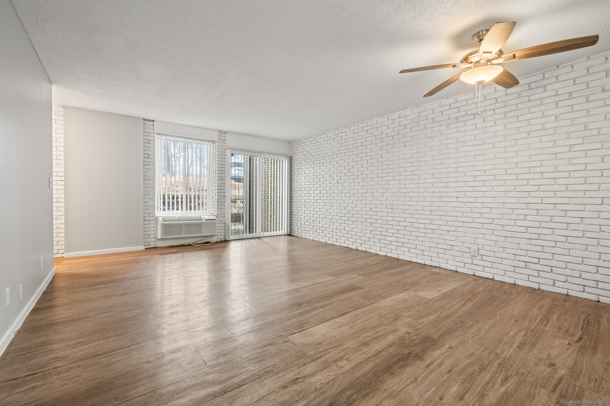 100 State Street Property Photo 3