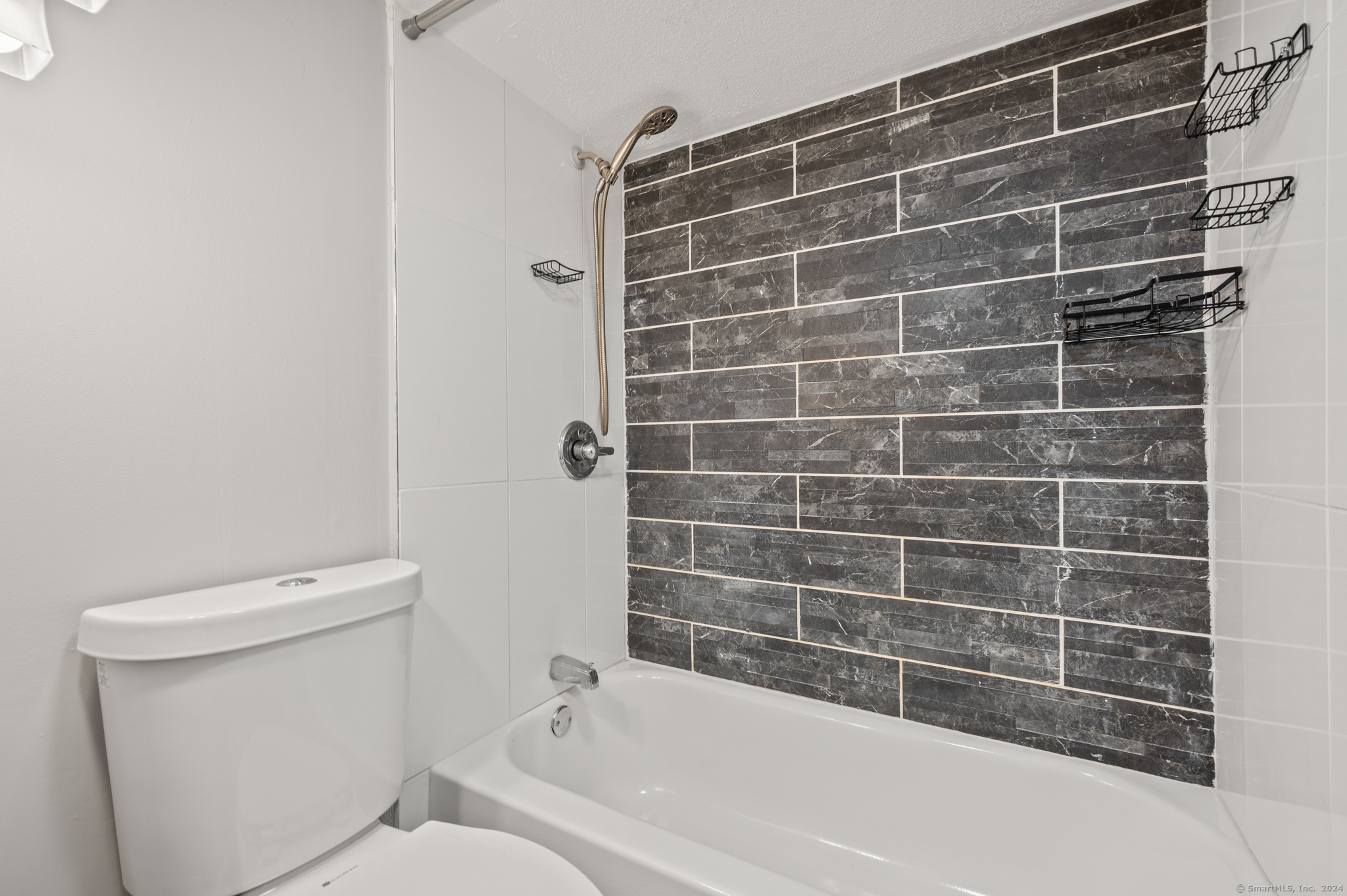 100 State Street Property Photo 8