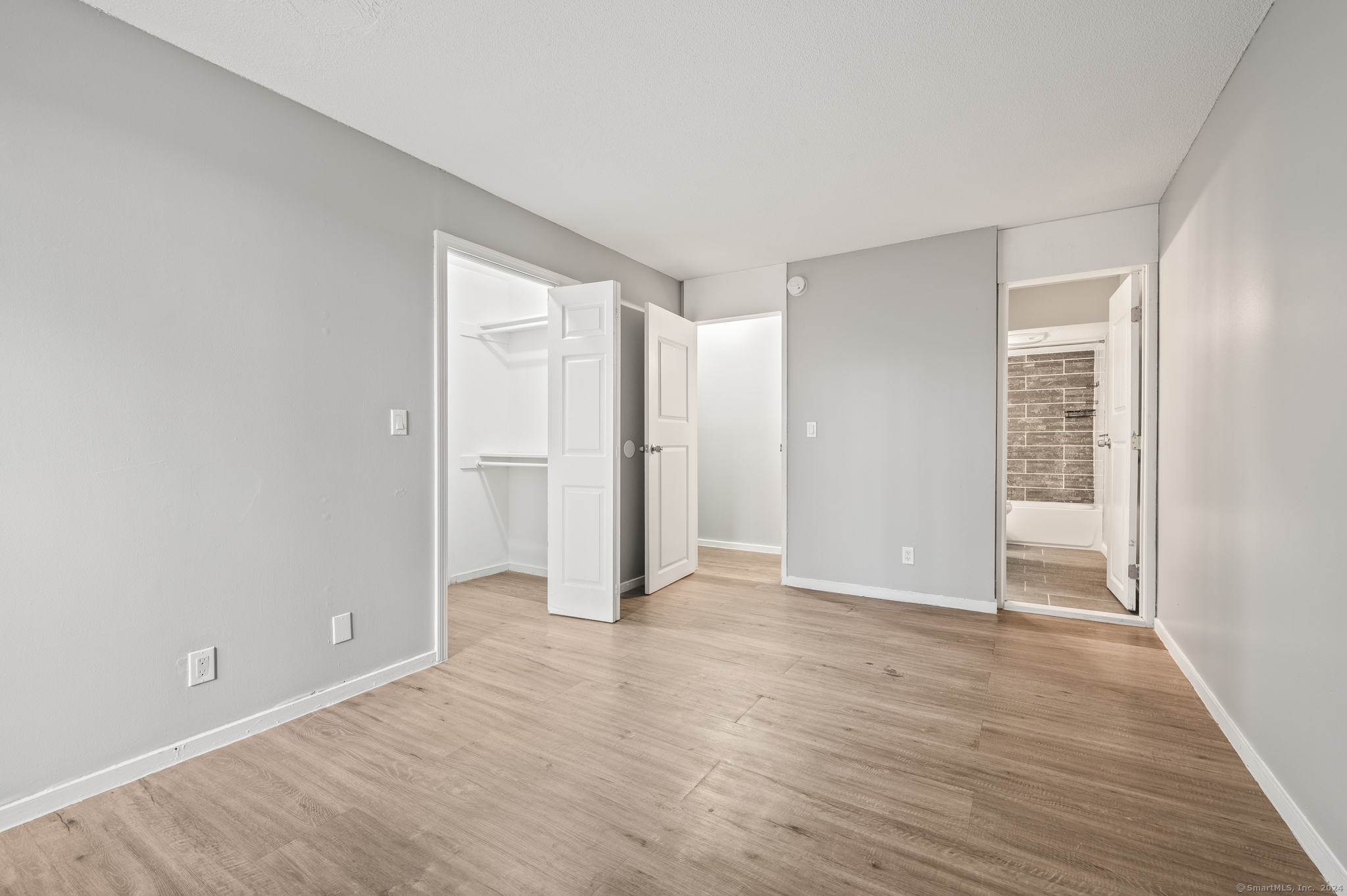 100 State Street Property Photo 11