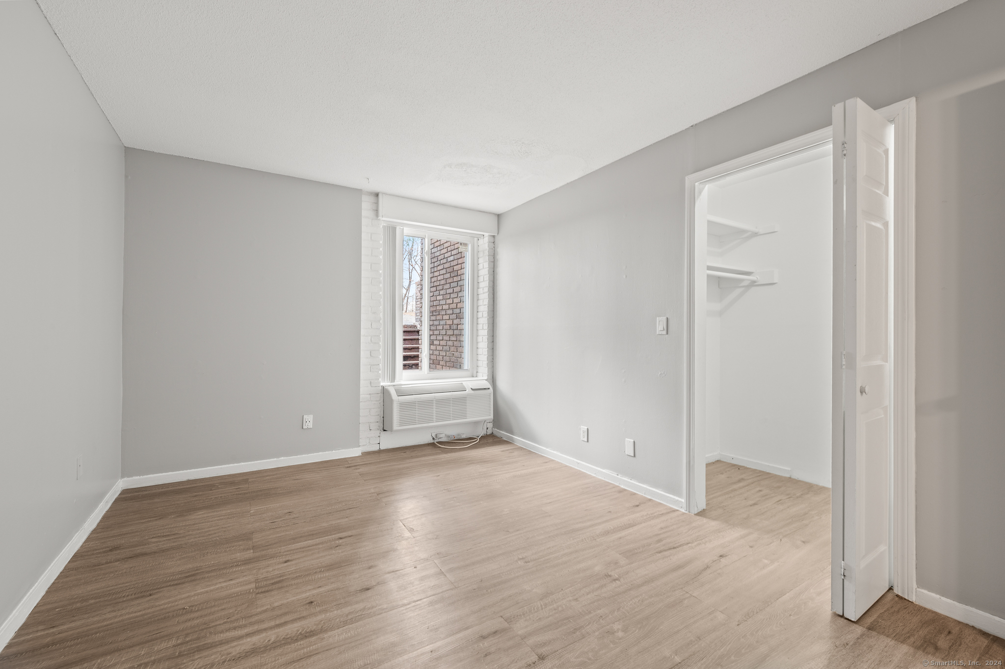 100 State Street Property Photo 12