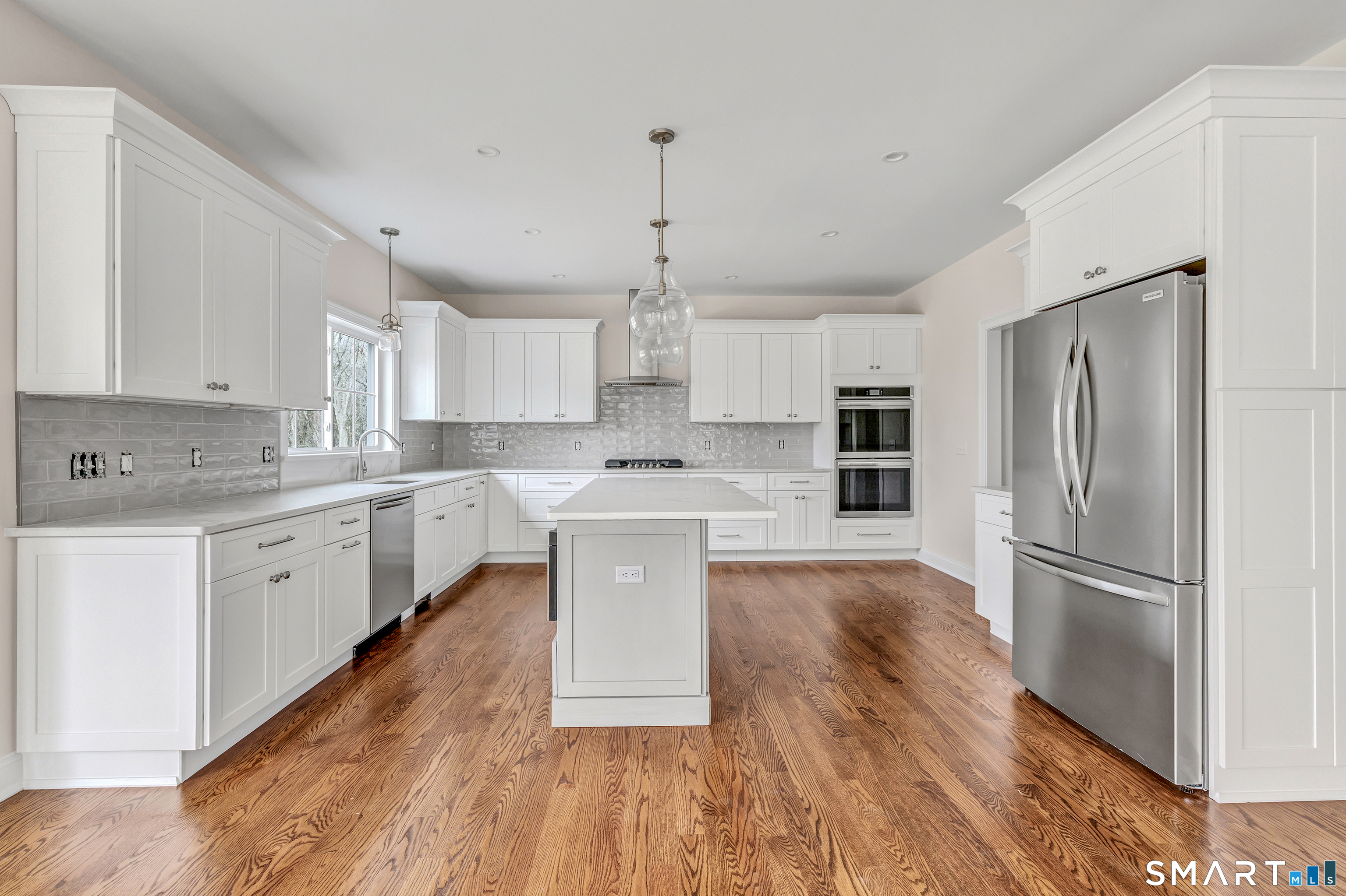15 Scotch Pine Drive Property Photo 11