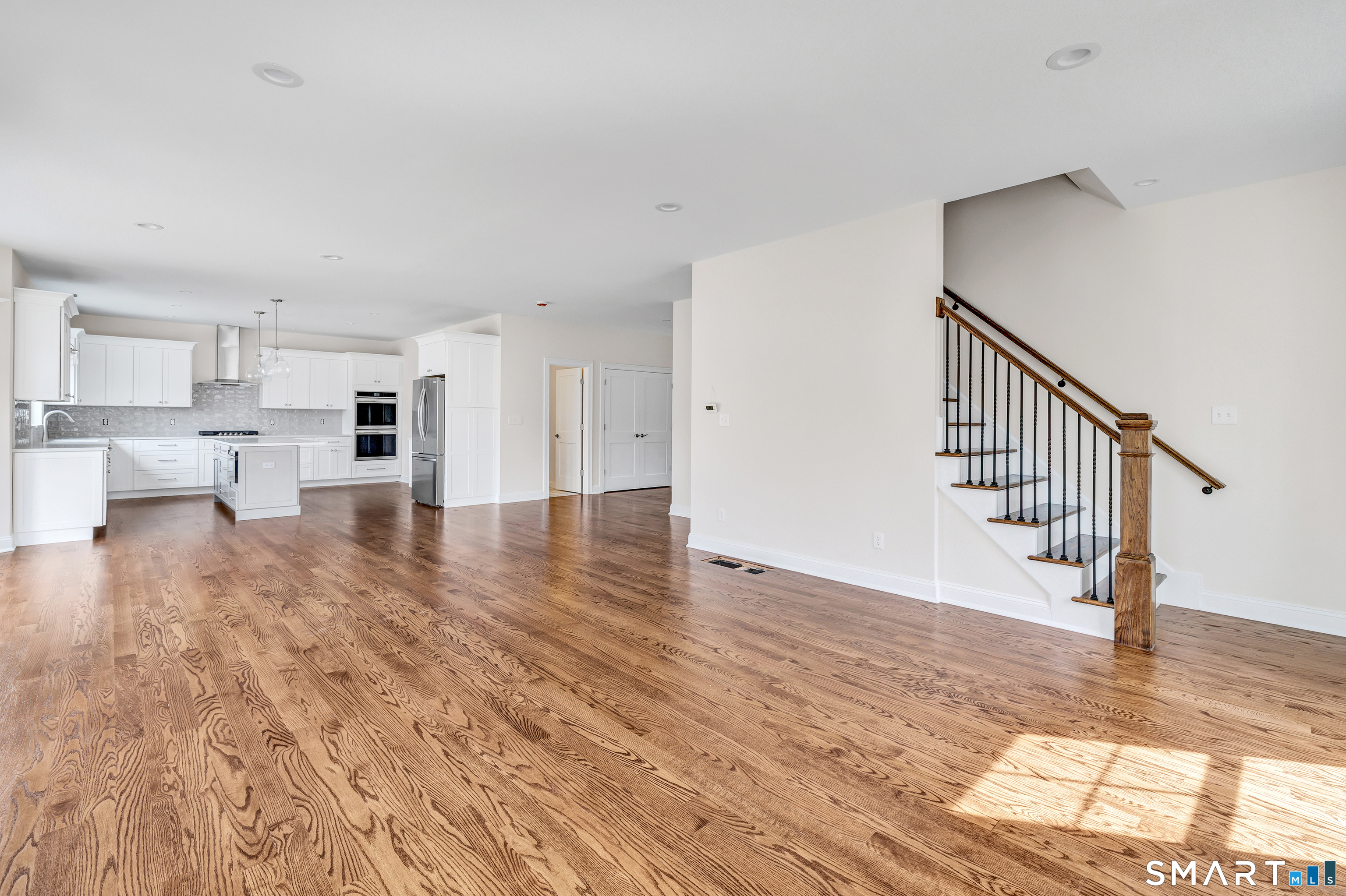 15 Scotch Pine Drive Property Photo 16