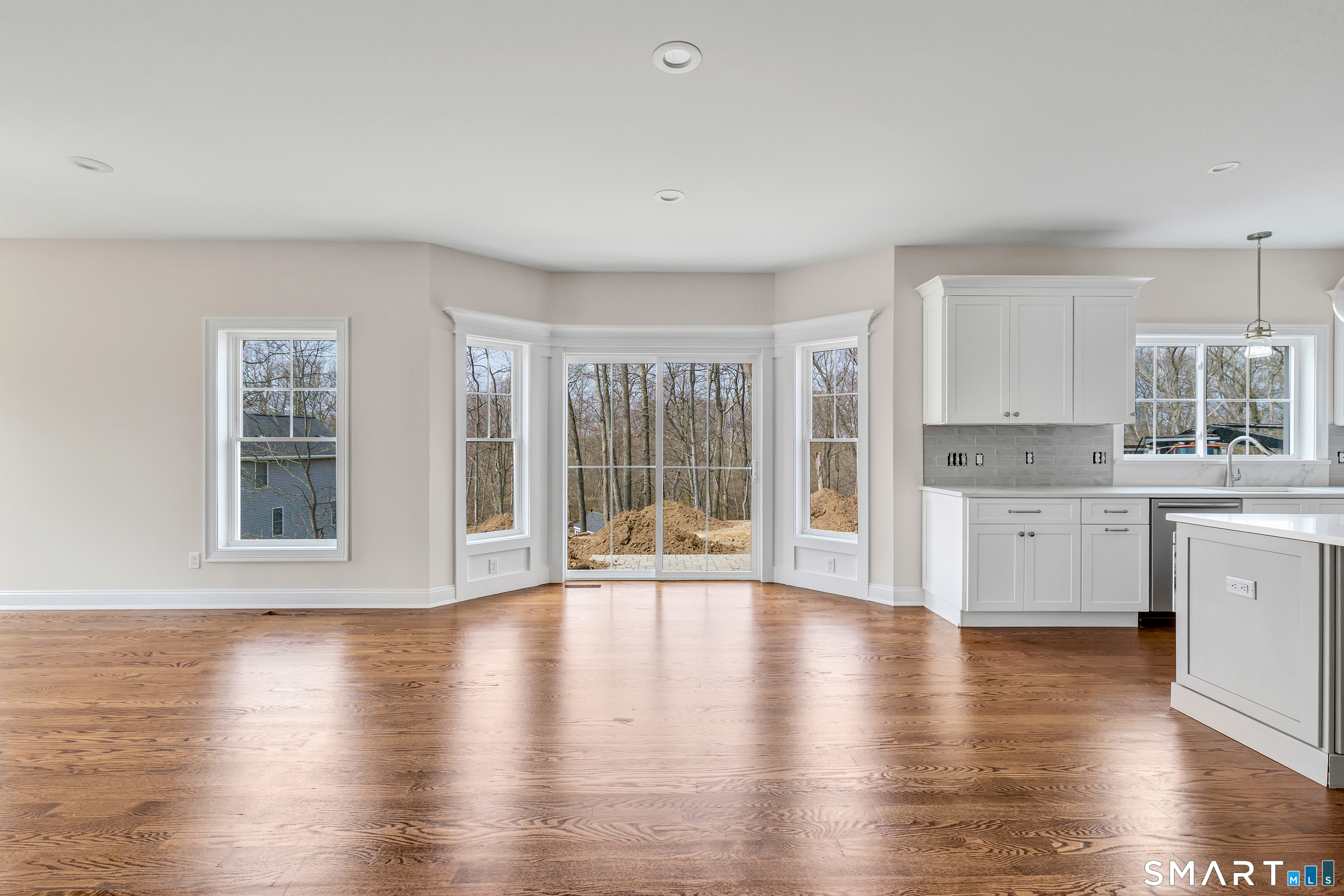 15 Scotch Pine Drive Property Photo 17