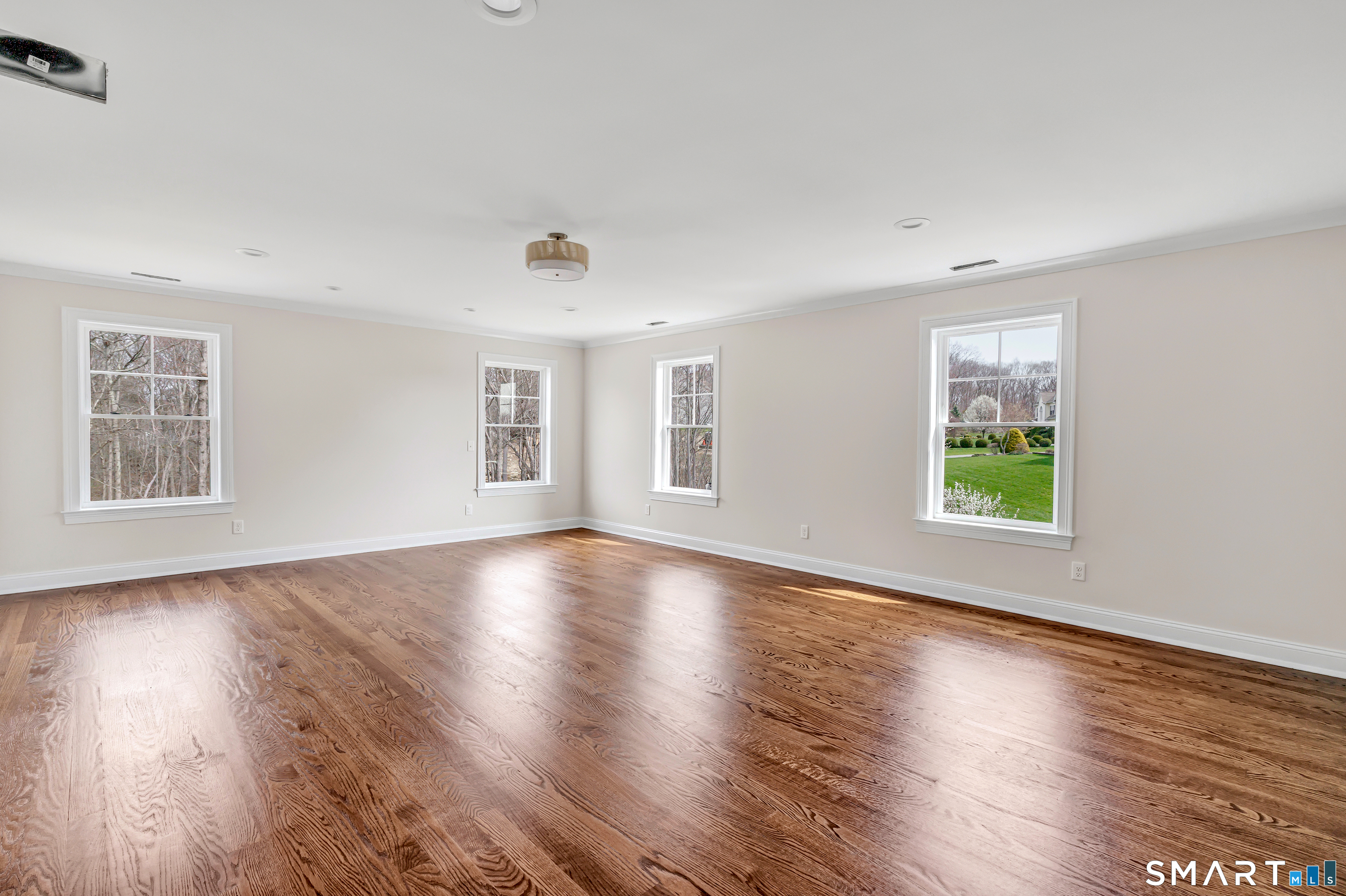 15 Scotch Pine Drive Property Photo 21