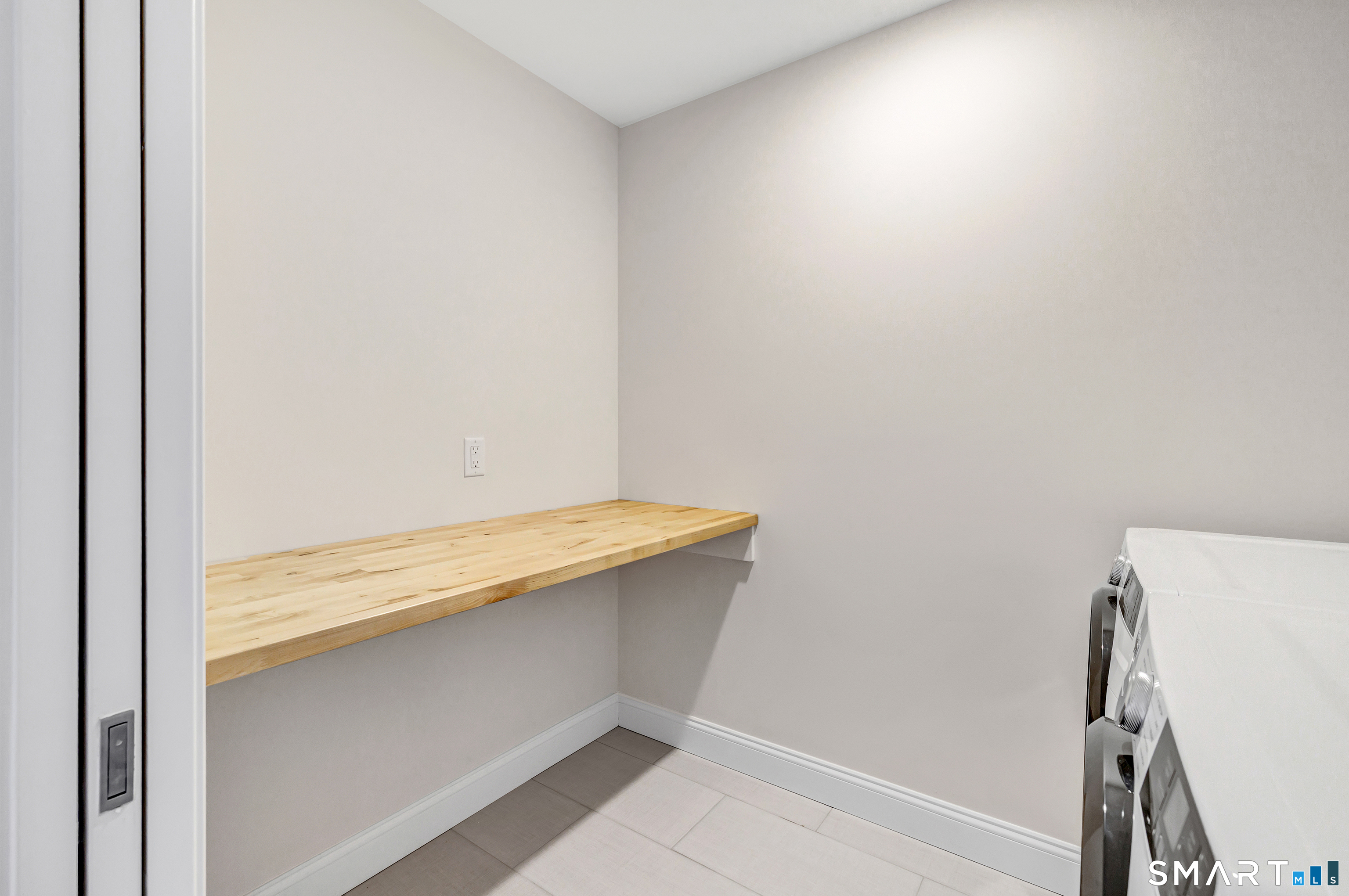 15 Scotch Pine Drive Property Photo 31