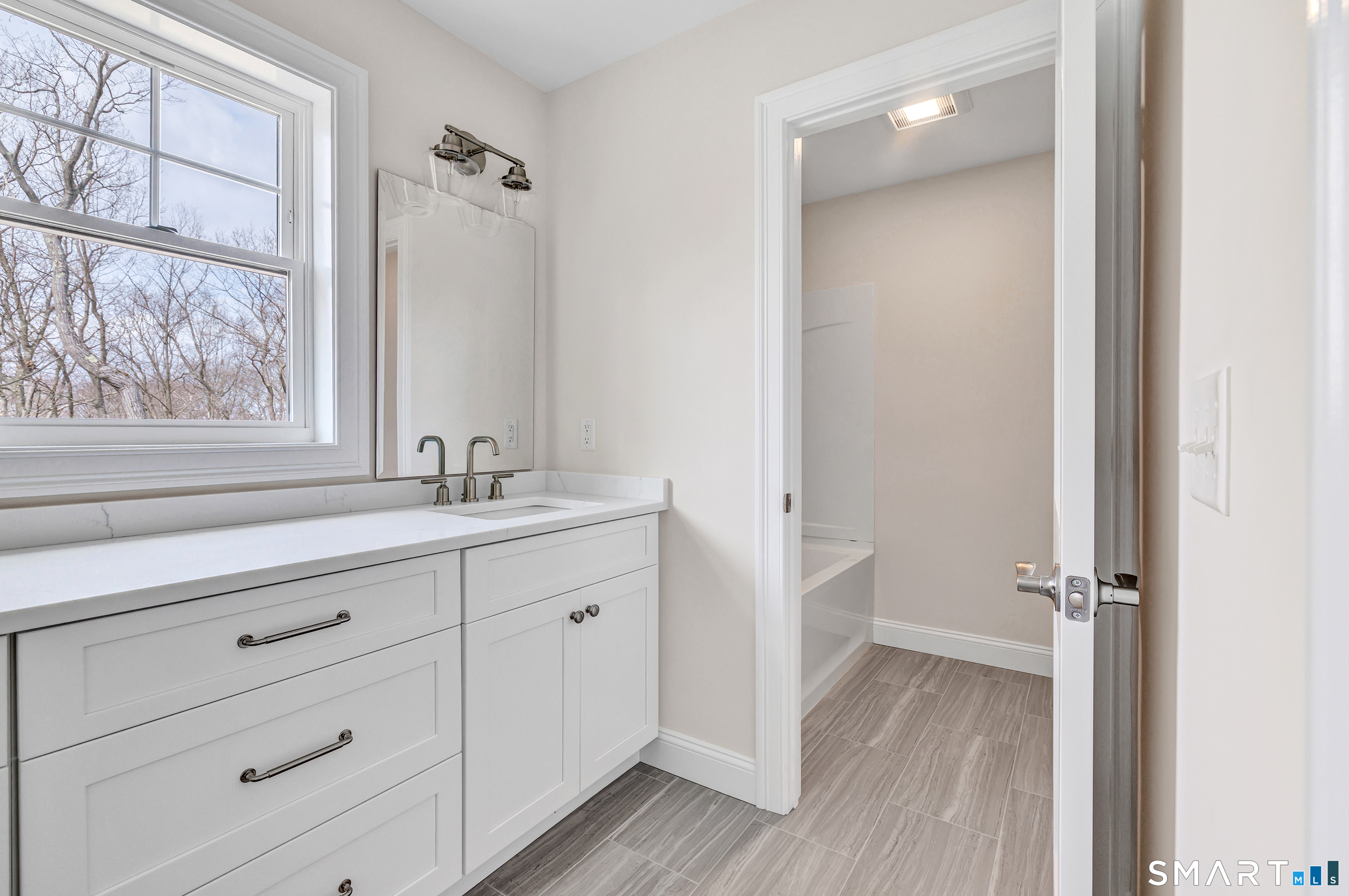 15 Scotch Pine Drive Property Photo 33