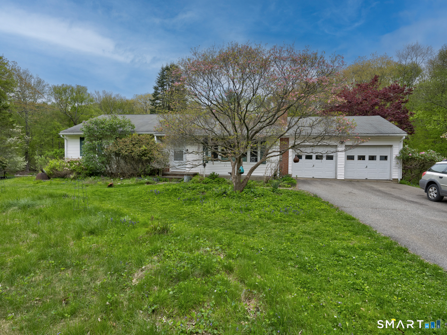 384 Woodland Road Property Photo 1