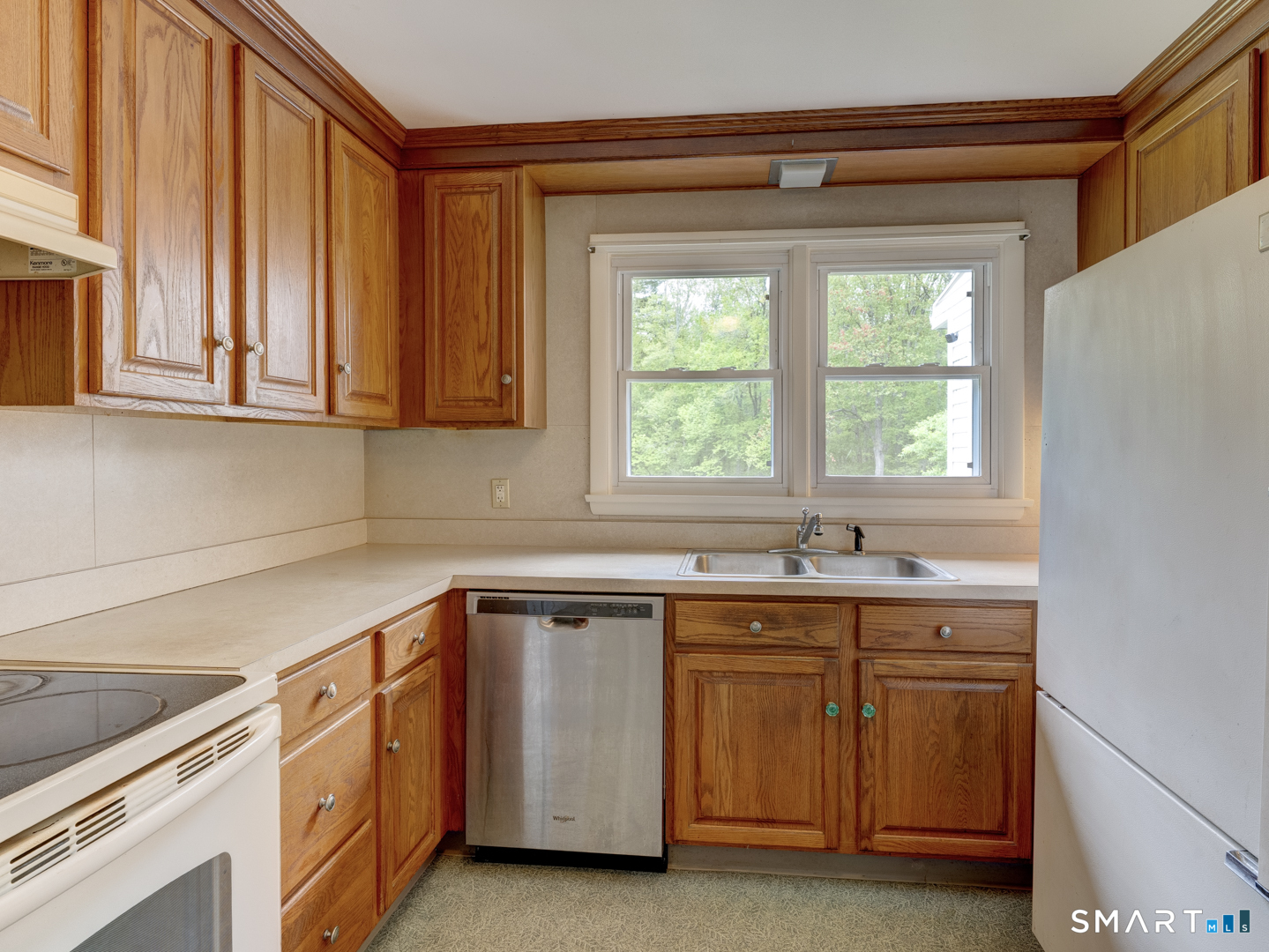 384 Woodland Road Property Photo 22