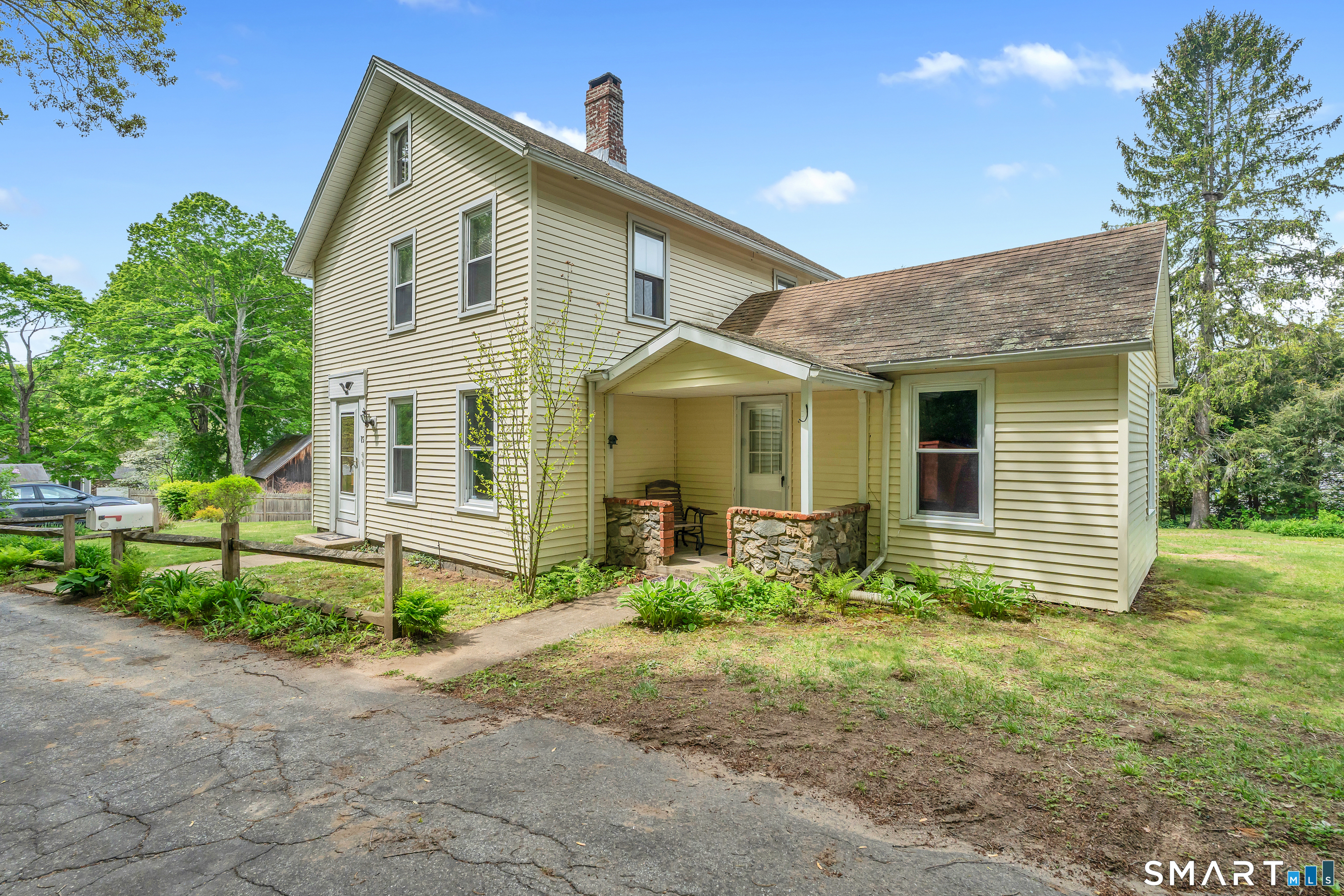 13 Platt Lane Property Photo 2