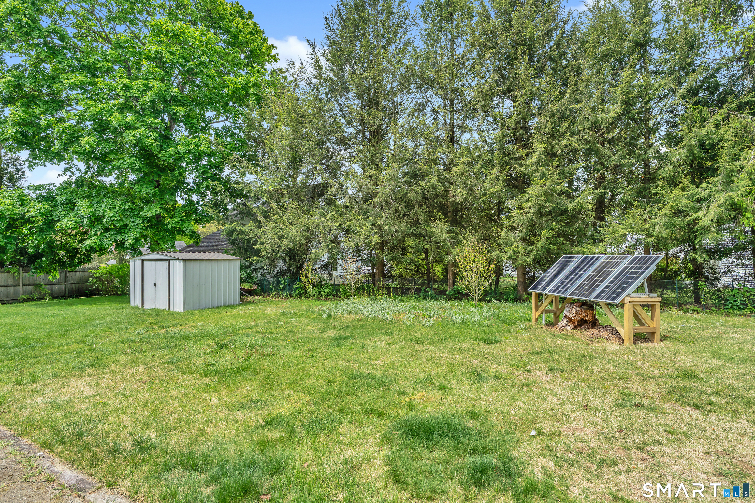 13 Platt Lane Property Photo 6