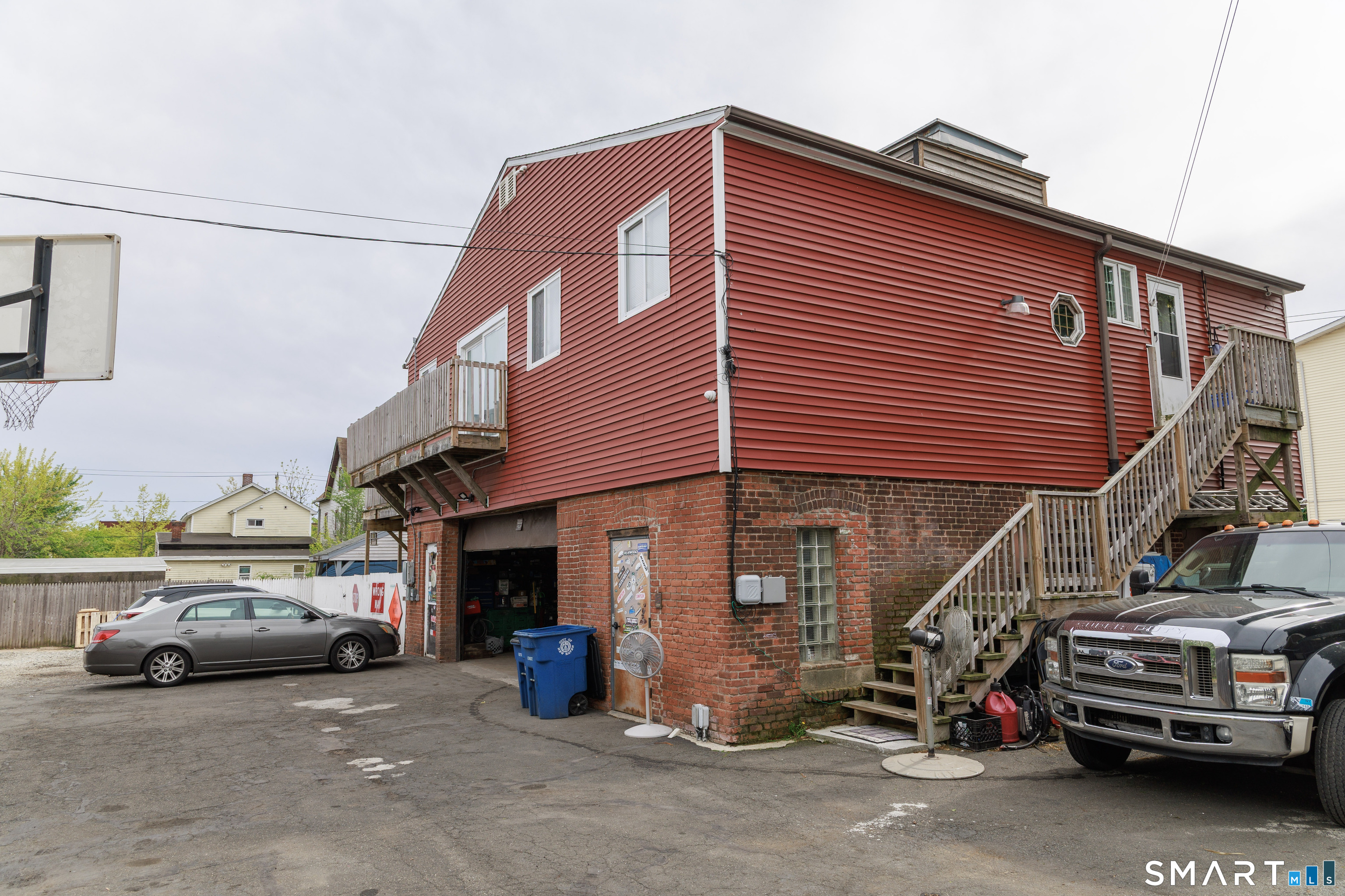 82 Fillmore Street Property Photo 2
