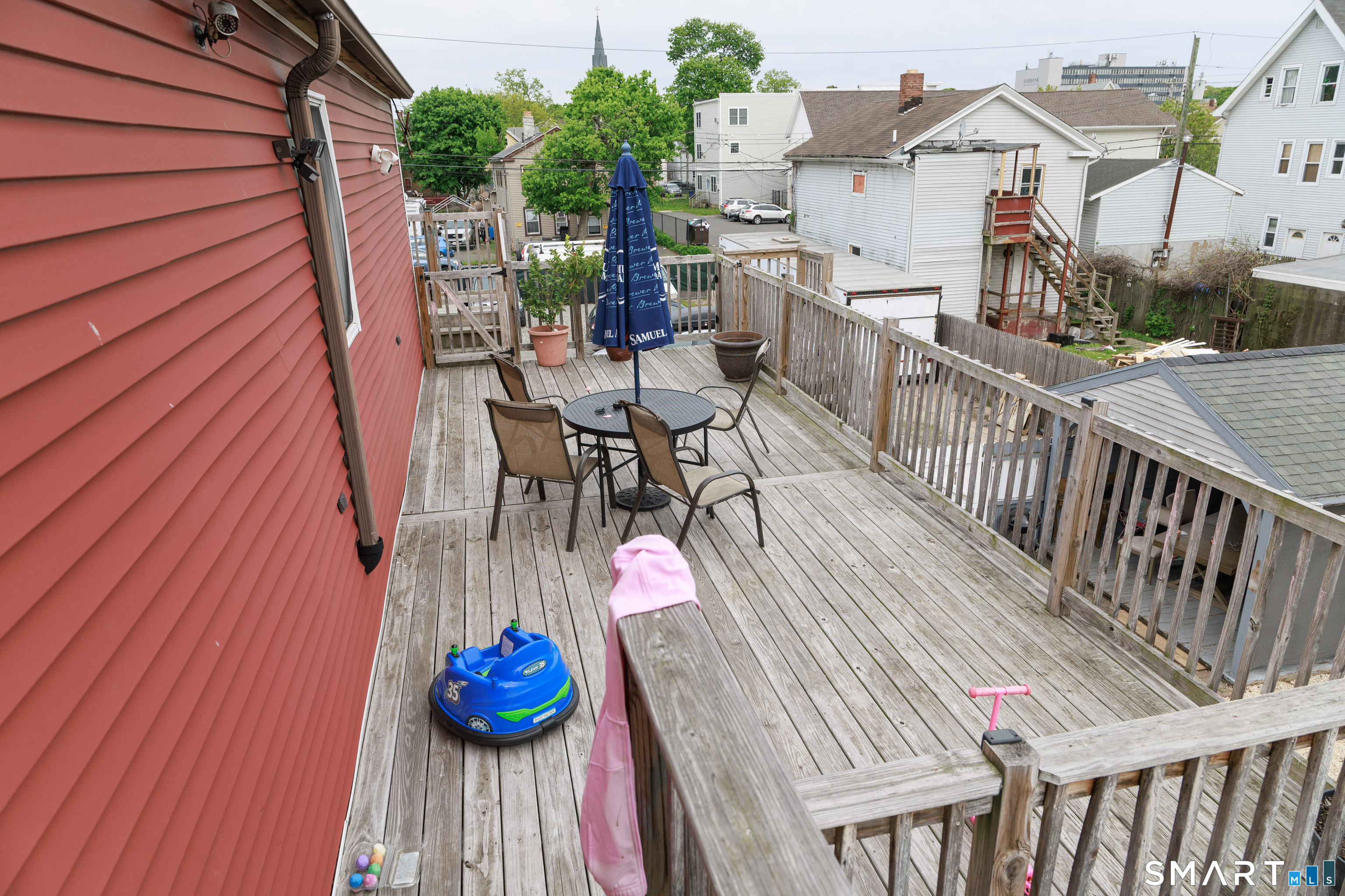 82 Fillmore Street Property Photo 3