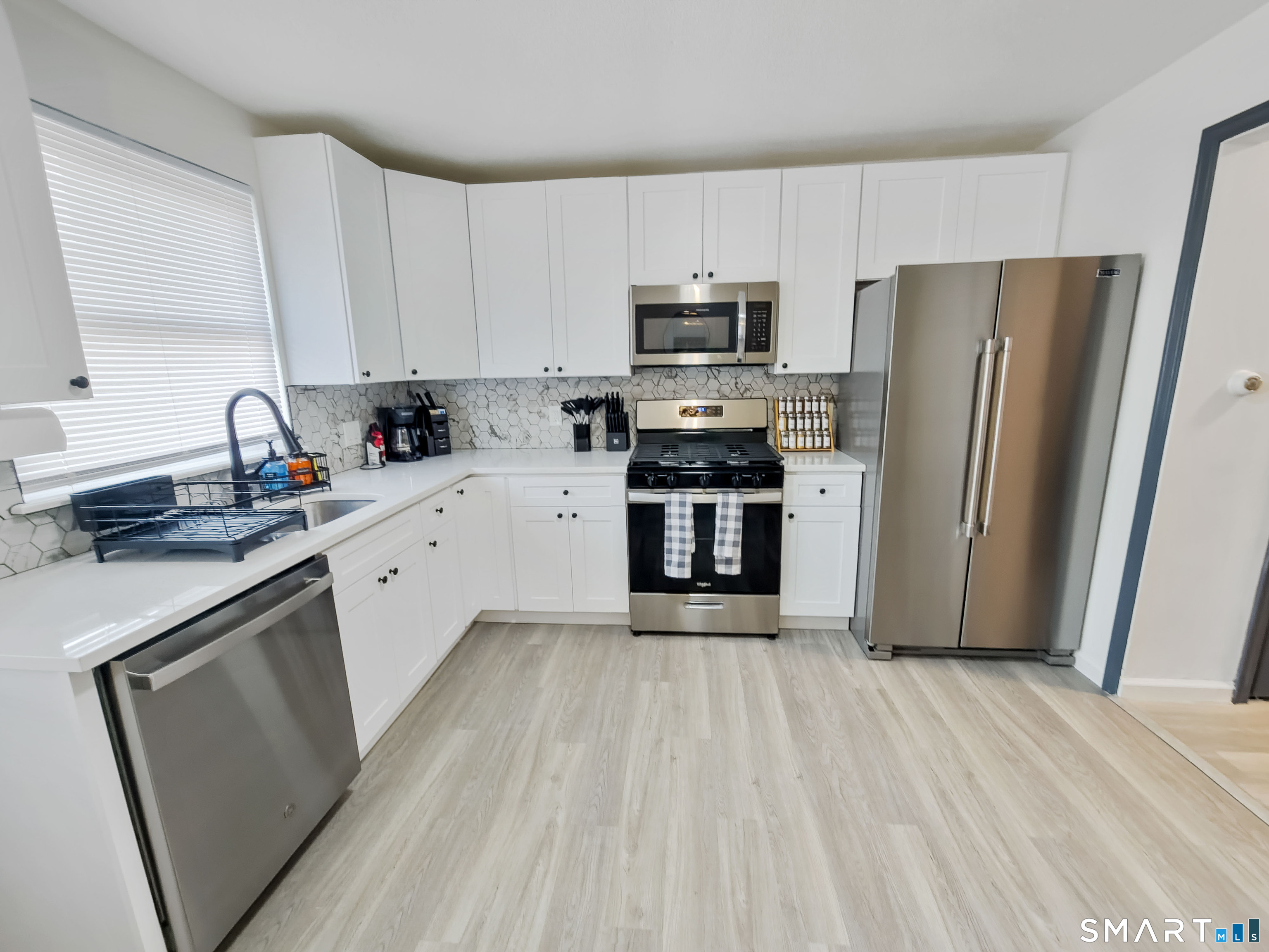 358 Wethersfield Avenue Property Photo 9