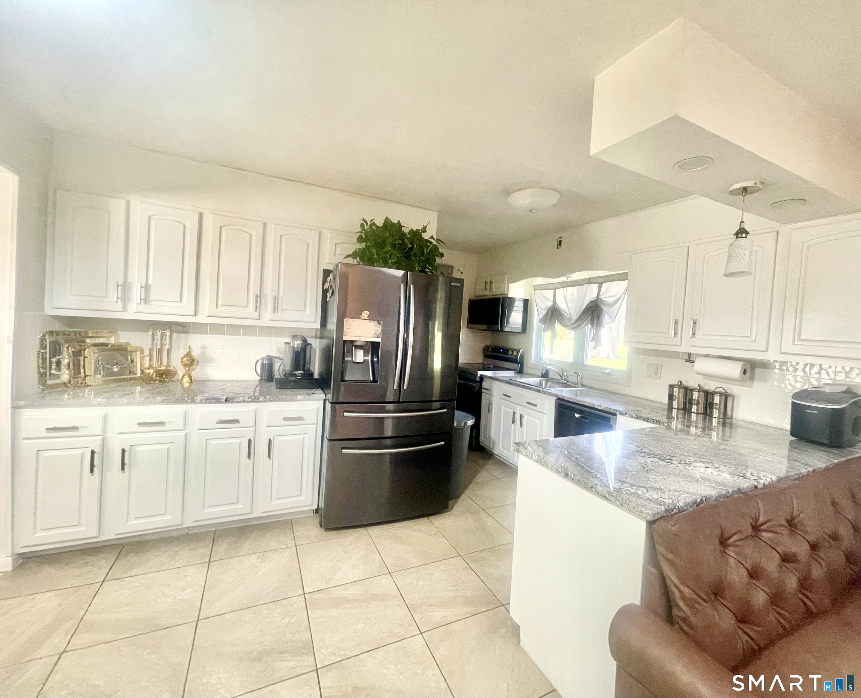 2698 Easton Turnpike Property Photo 32