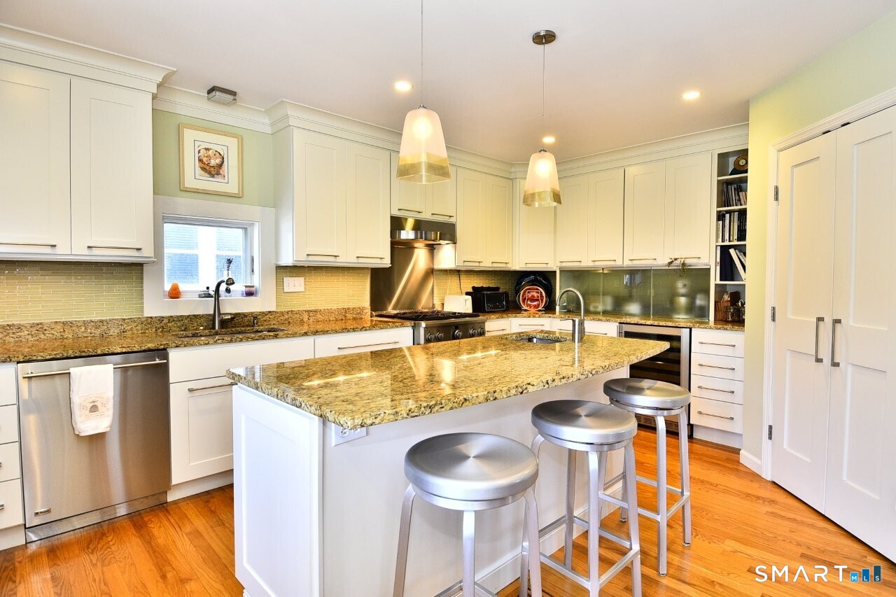 12 Norwood Avenue Property Photo 10