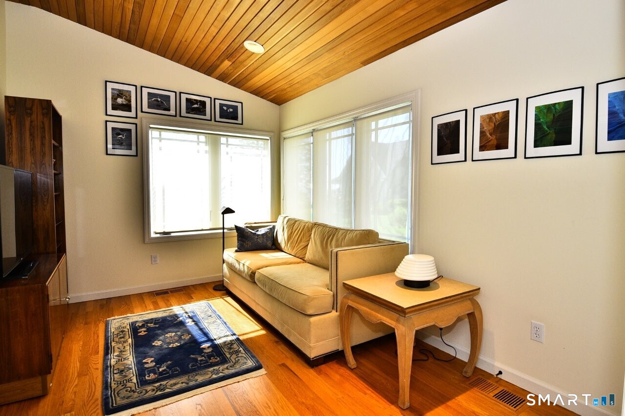 12 Norwood Avenue Property Photo 17
