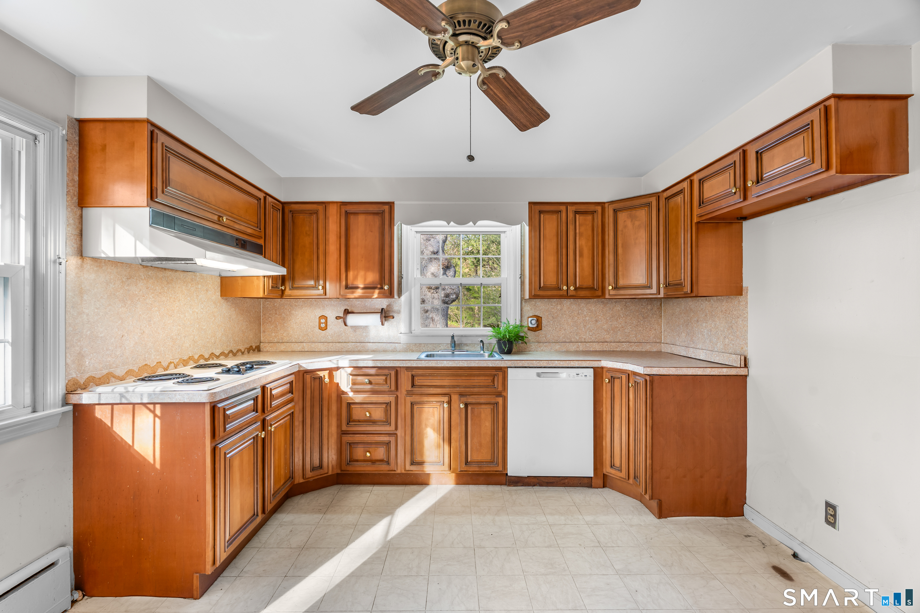 27 Valley Road Property Photo 9