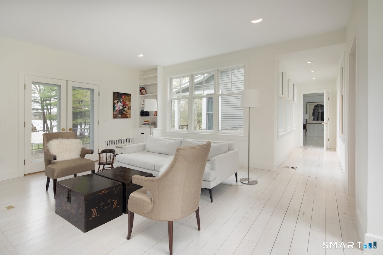 165 Interlaken Road Property Photo 6
