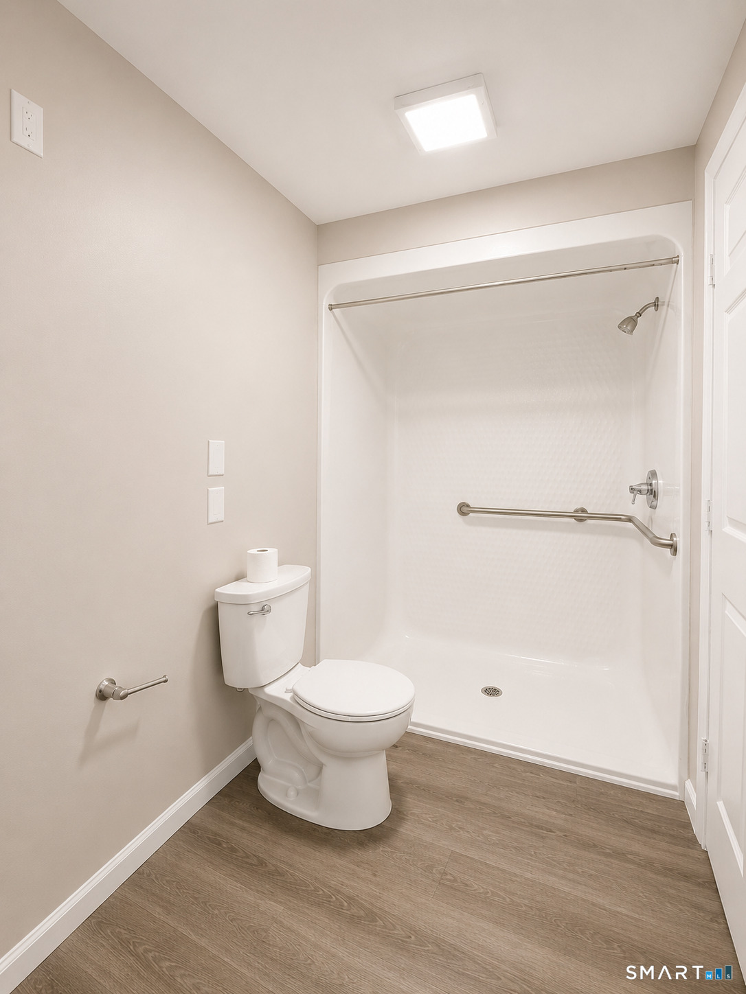82 Main Street Property Photo 12