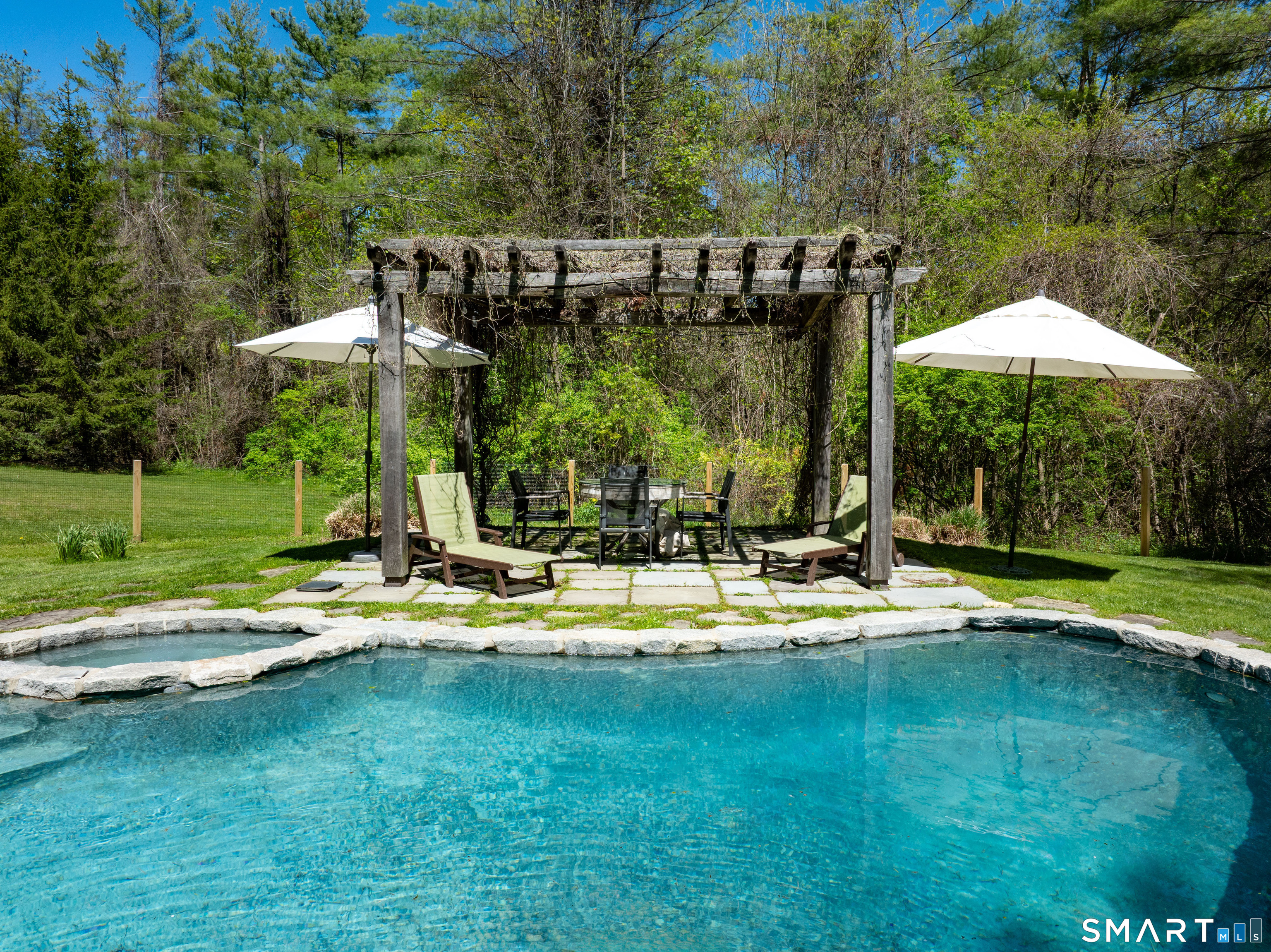 7 Cooper Hill Road Property Photo 19
