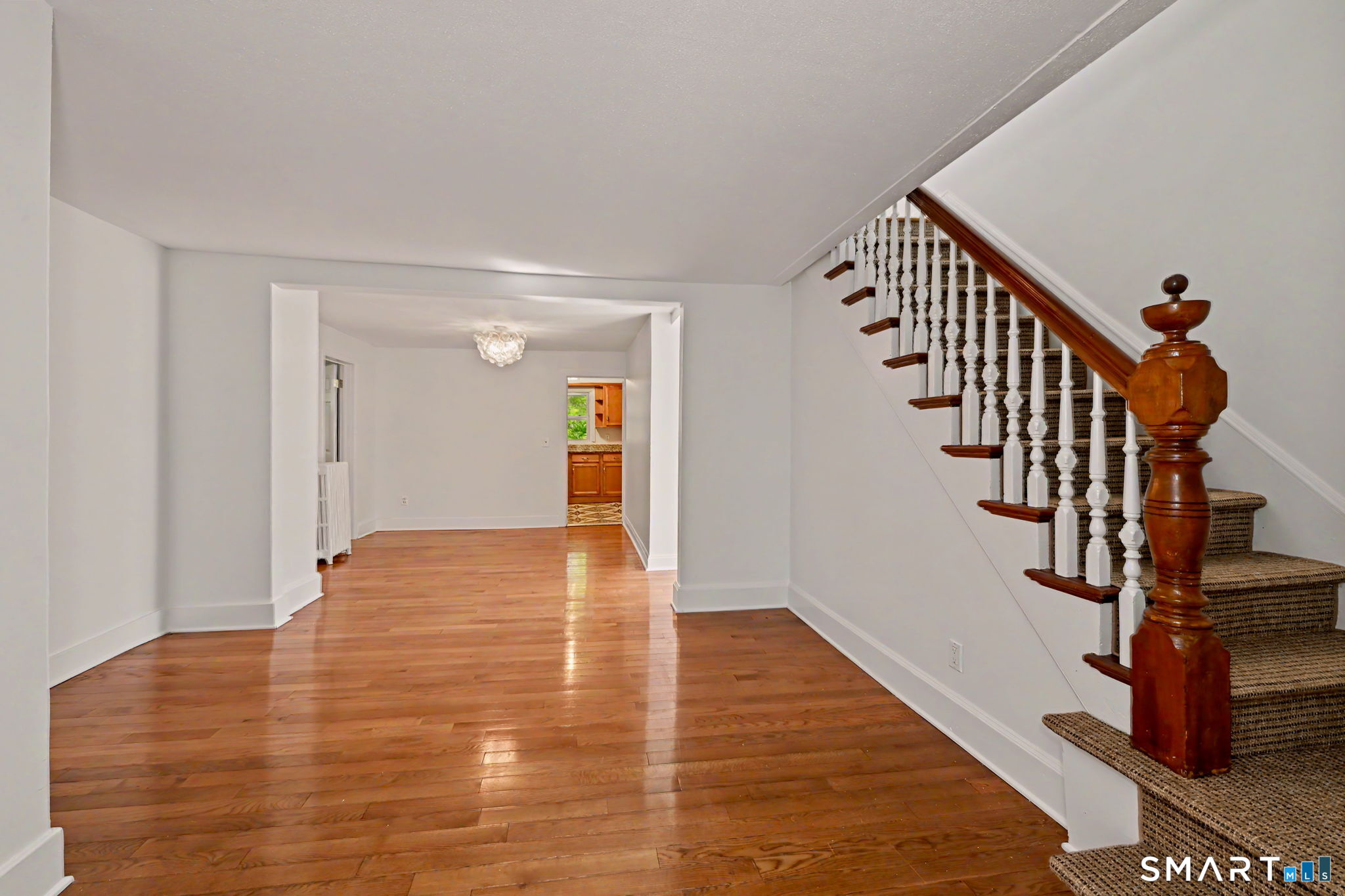 276 Bruce Park Avenue Property Photo 18