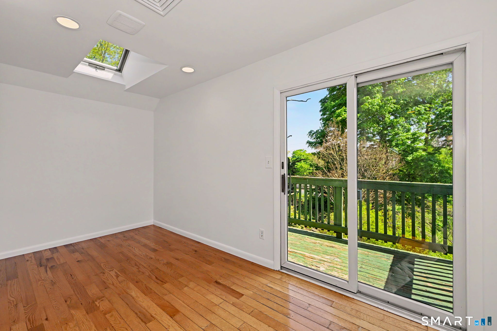 276 Bruce Park Avenue Property Photo 24
