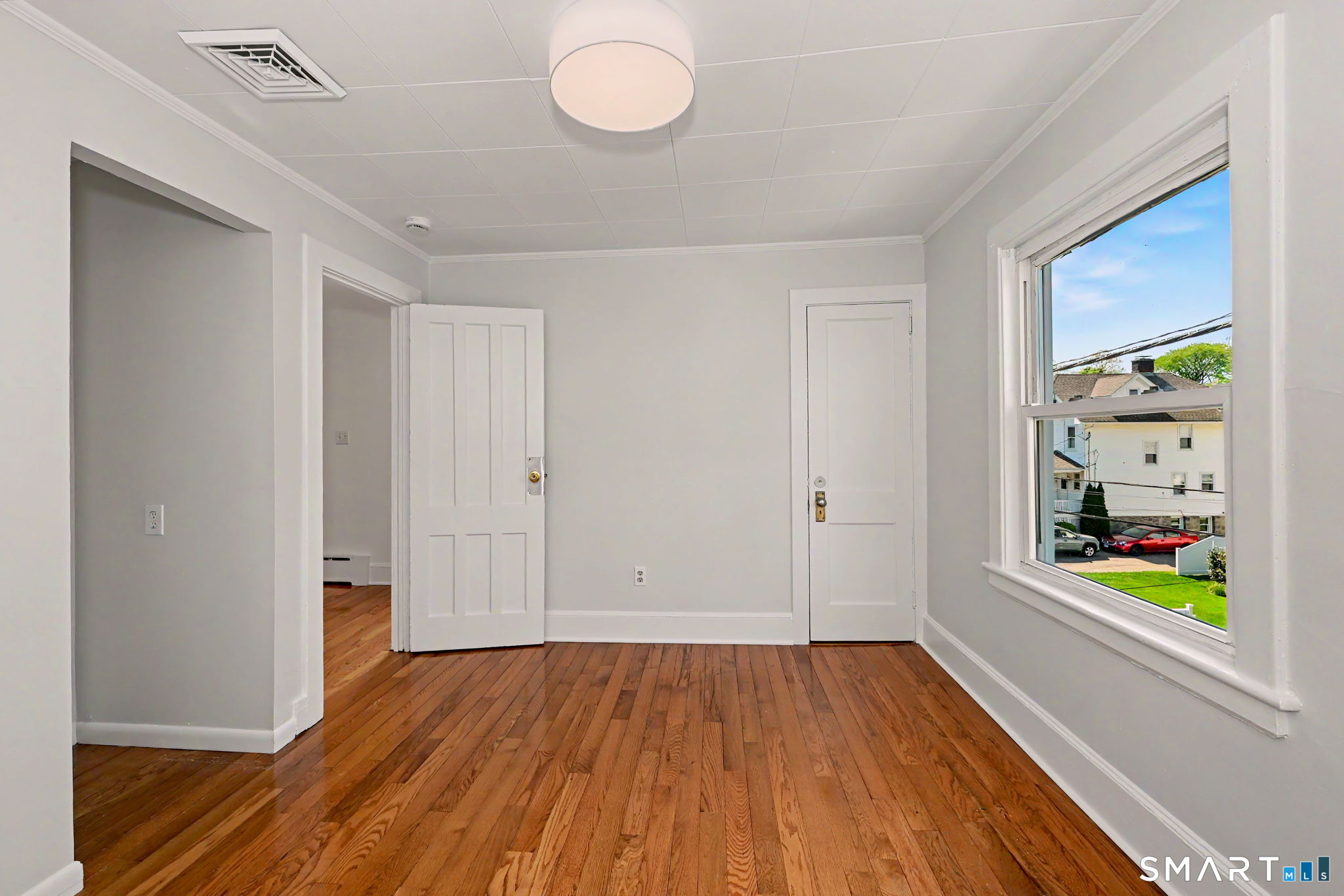 276 Bruce Park Avenue Property Photo 28