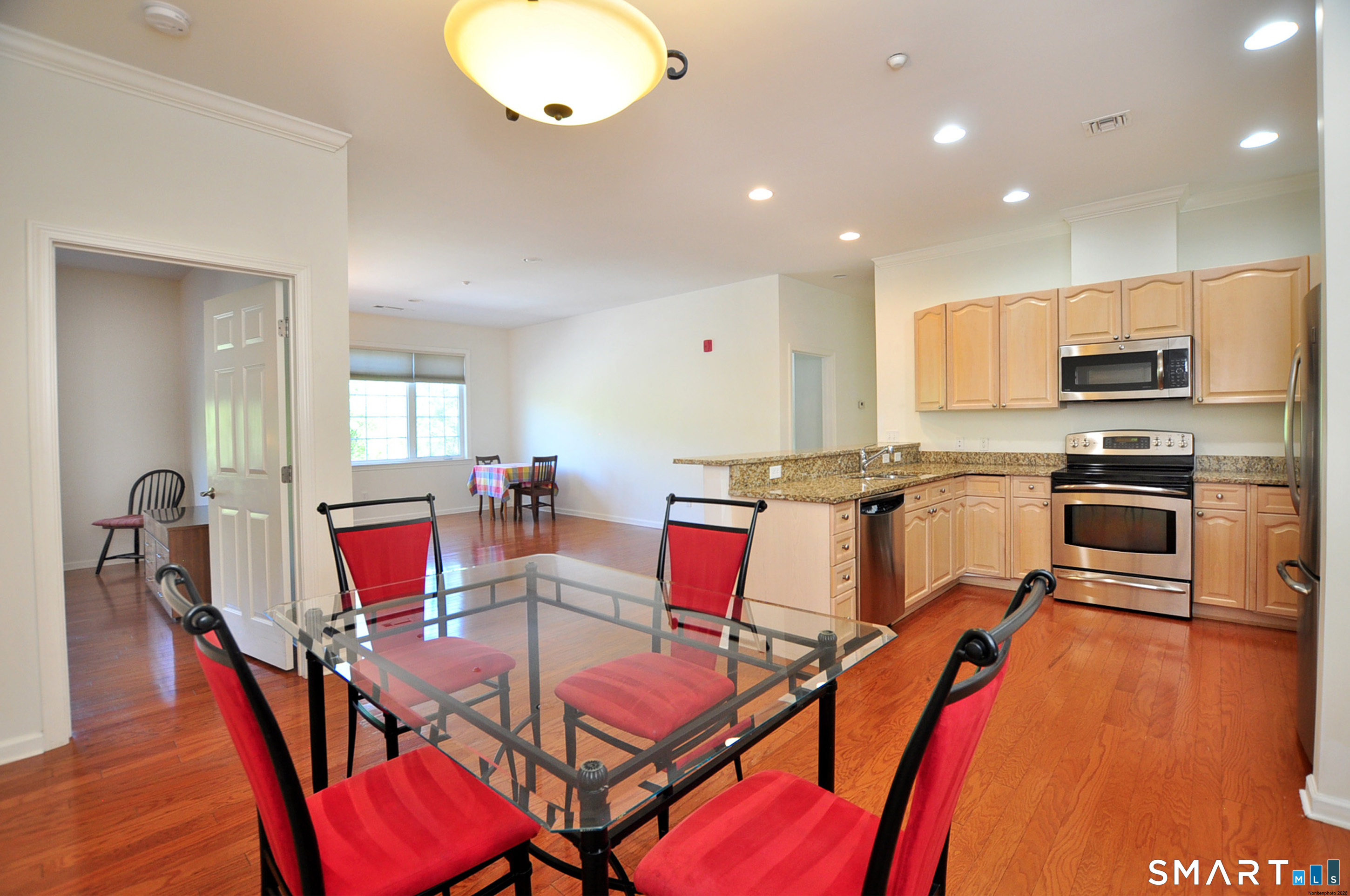 1 King Philip 218 Drive Property Photo 8