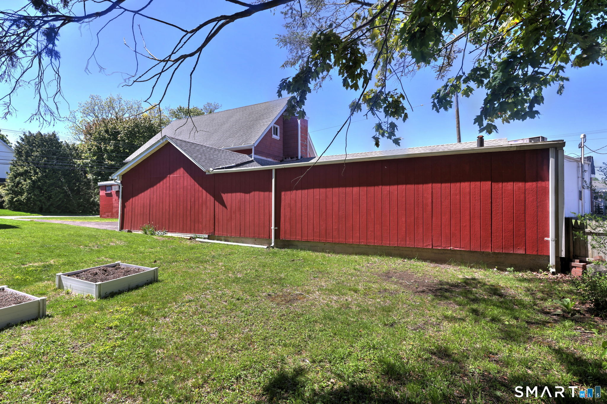231 River West Street Property Photo 8