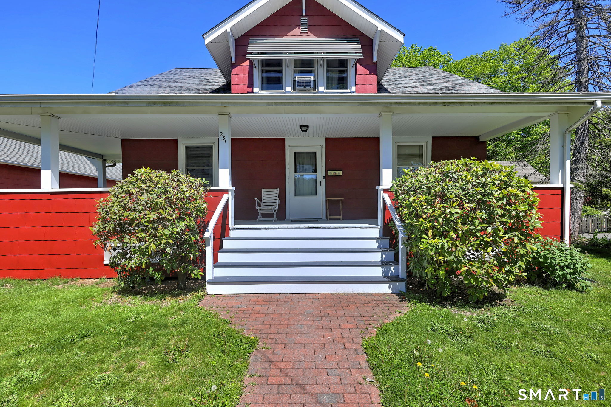 231 River West Street Property Photo 10