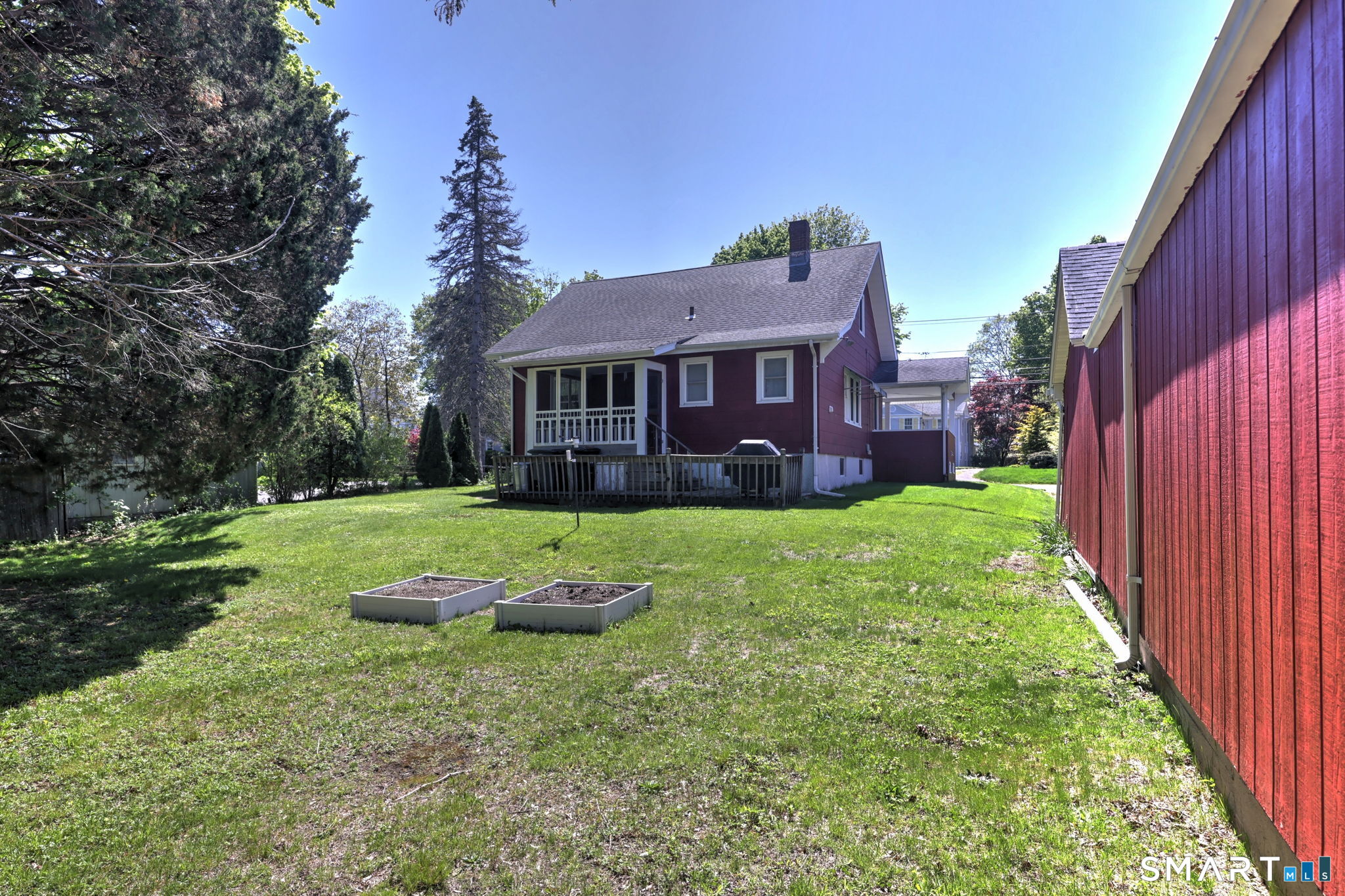 231 River West Street Property Photo 14