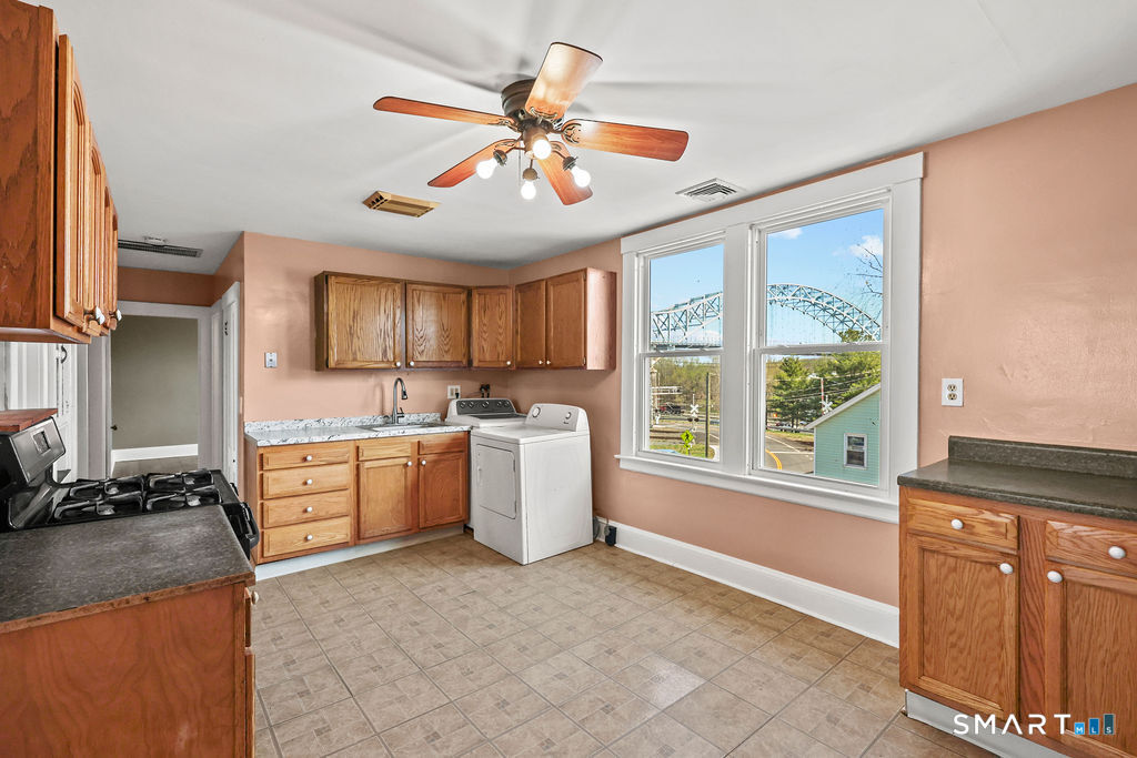 13 Portland Street Property Photo 8