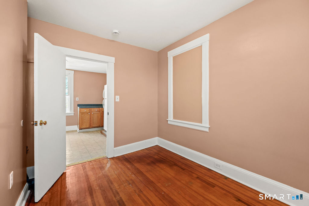 13 Portland Street Property Photo 31