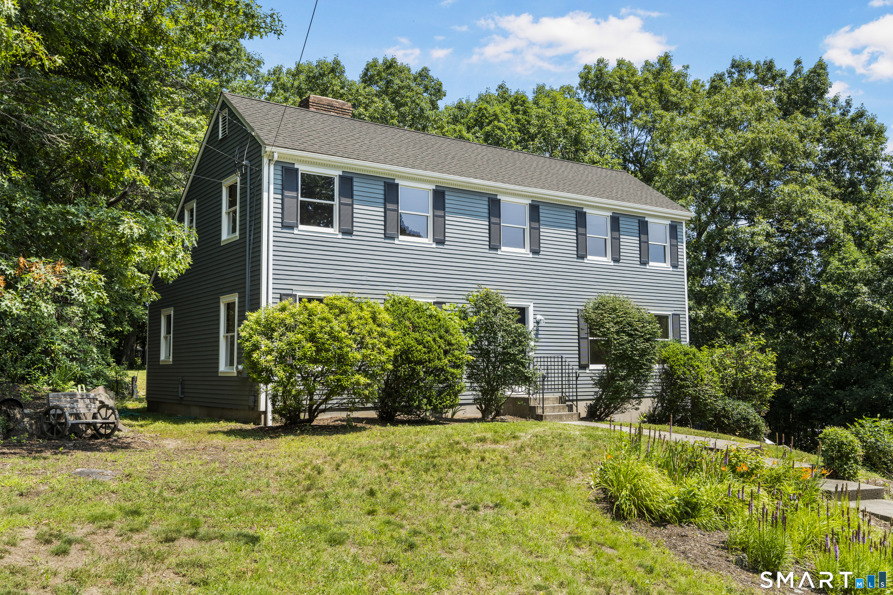 128 Midwood Avenue Property Photo 2