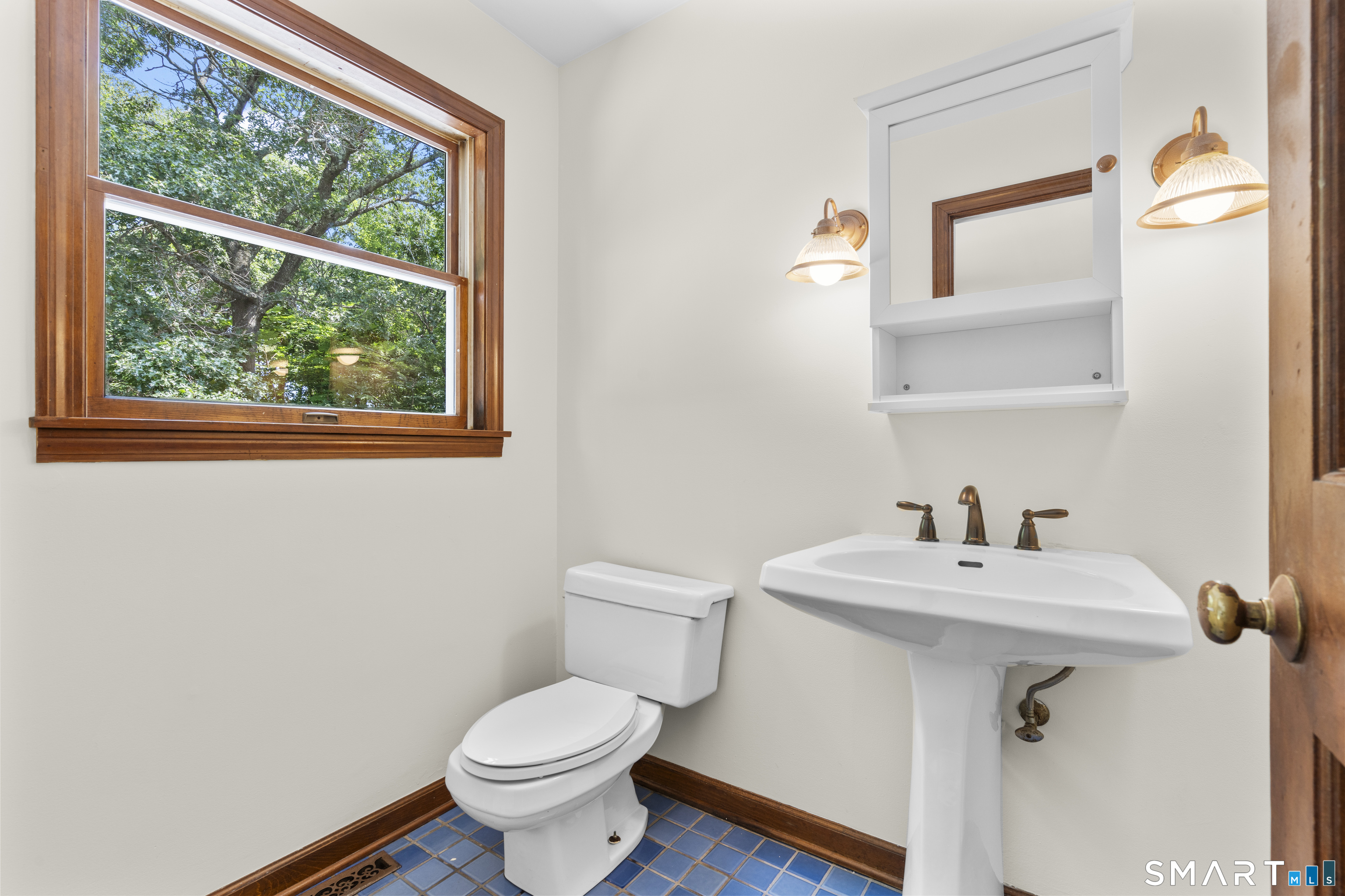 128 Midwood Avenue Property Photo 14
