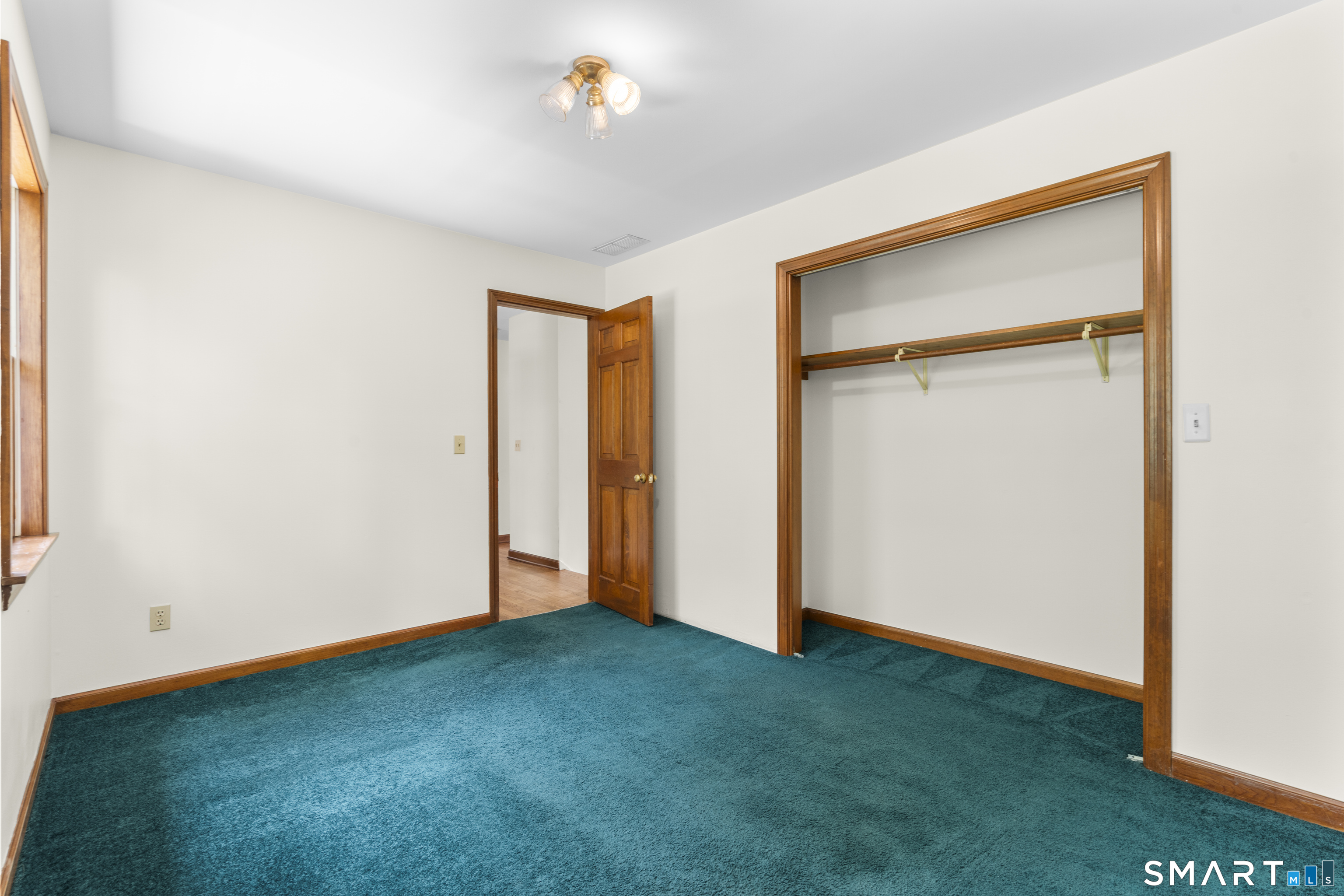 128 Midwood Avenue Property Photo 17
