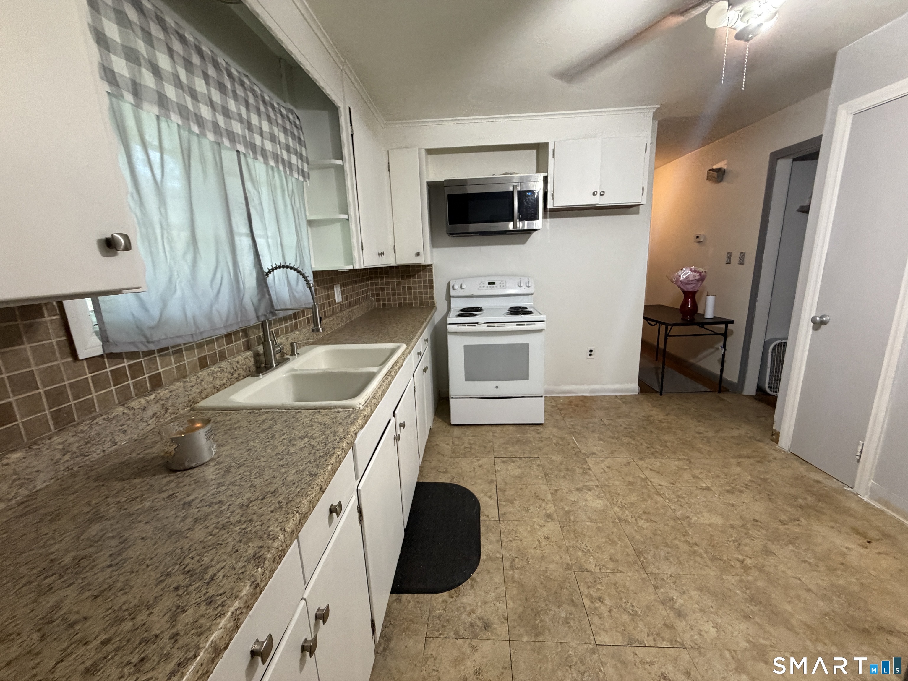 74 Oldham Avenue Property Photo 4
