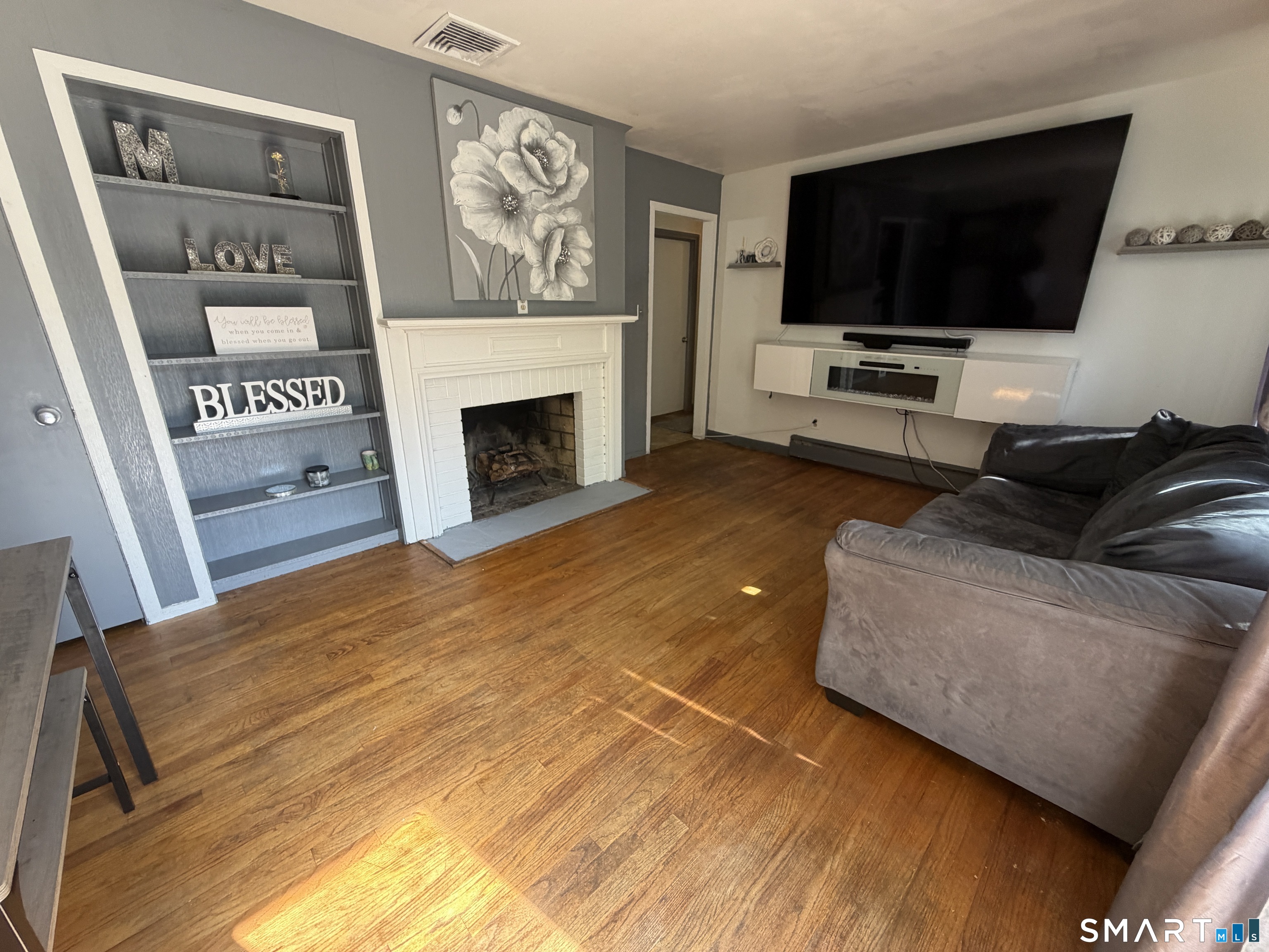 74 Oldham Avenue Property Photo 5