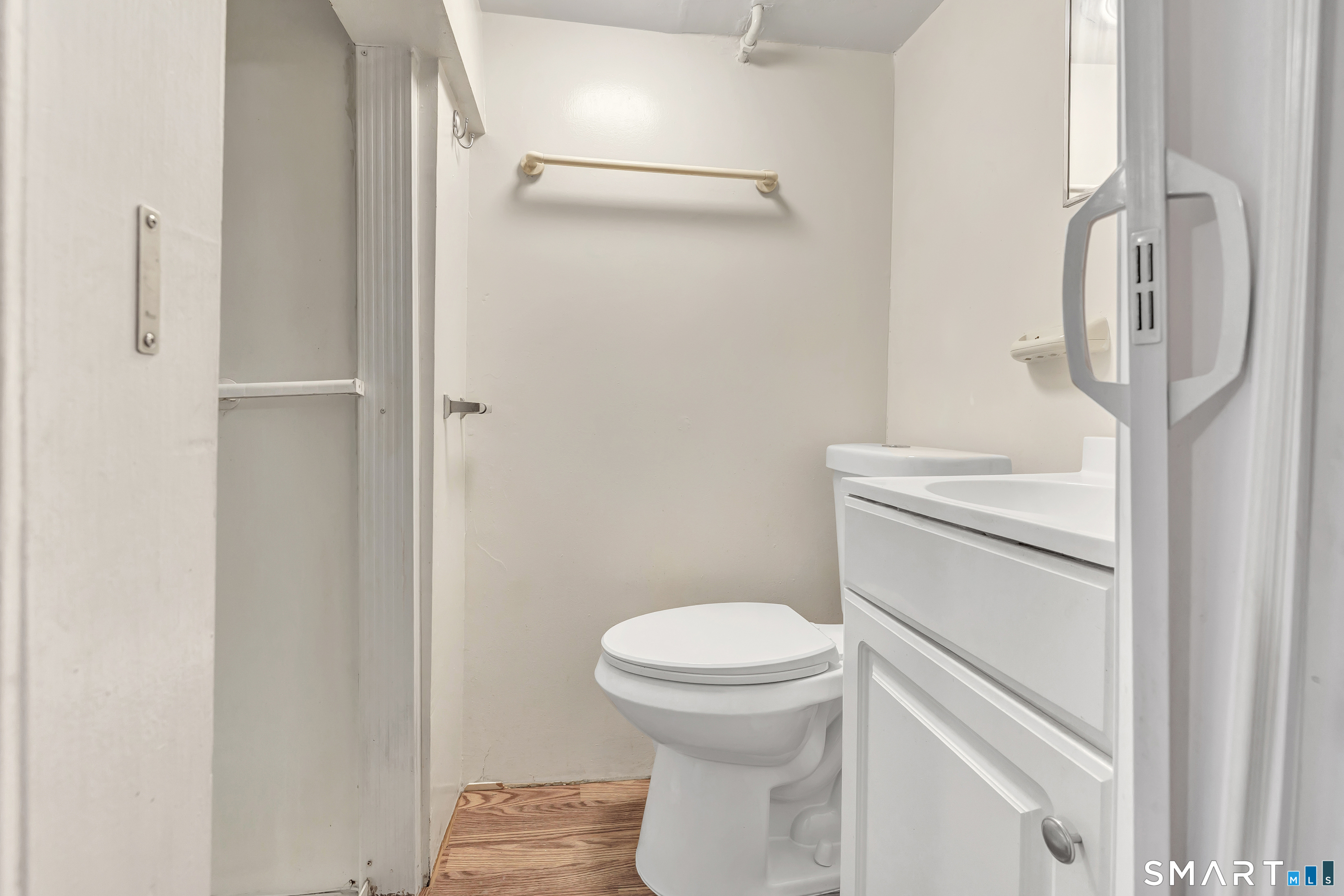 123 River Road Property Photo 18