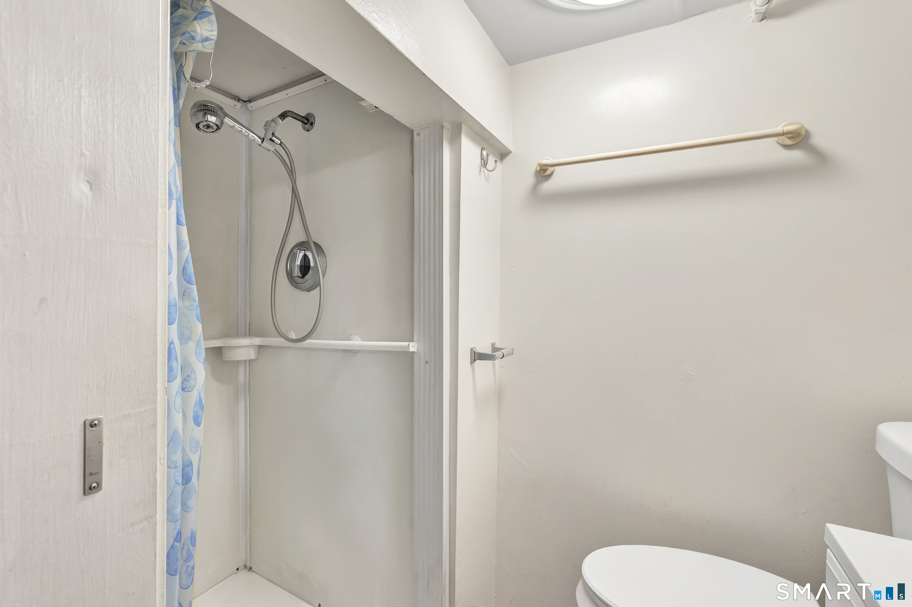 123 River Road Property Photo 19