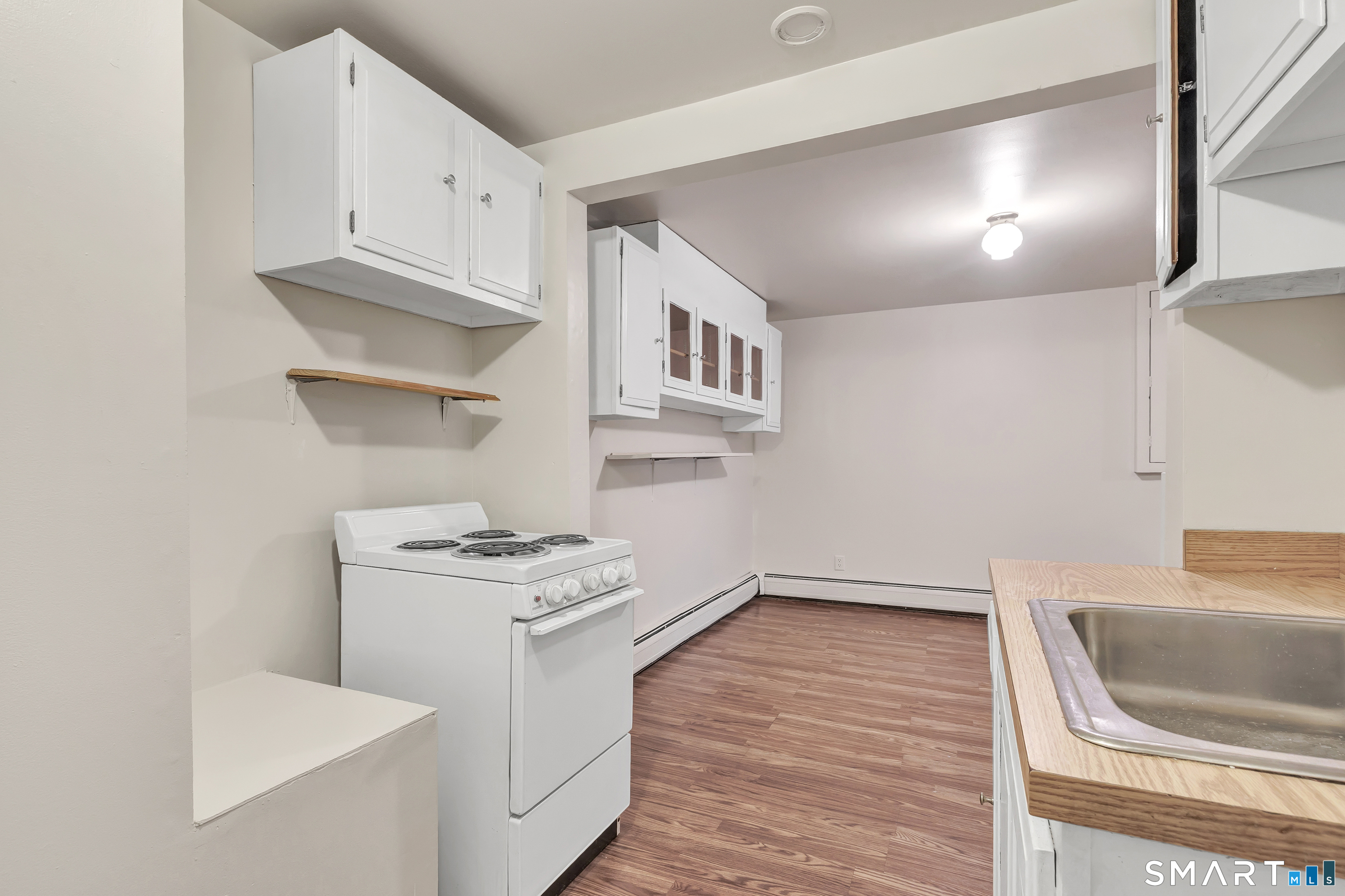 123 River Road Property Photo 23