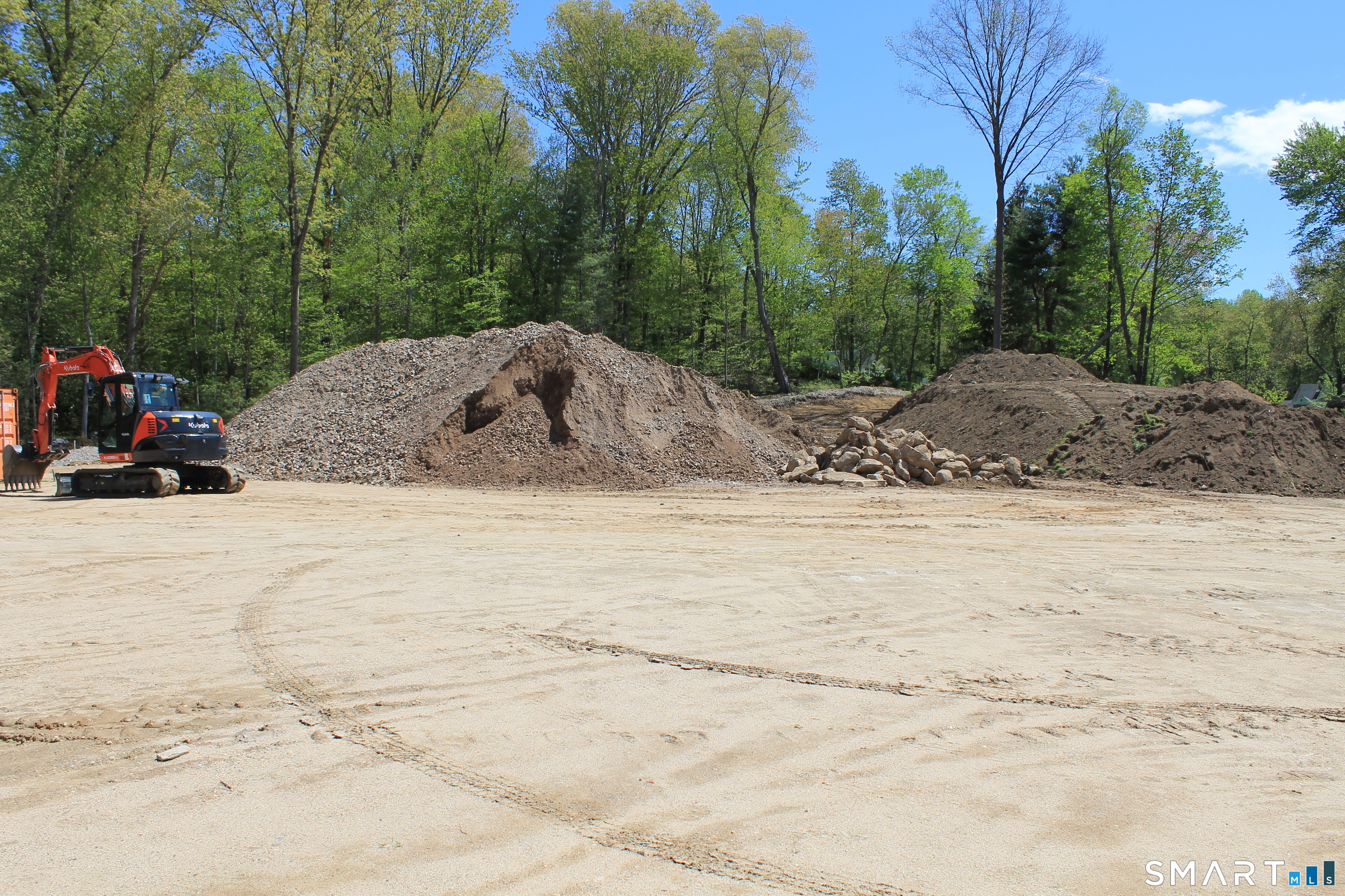 11 Thayer Rd Extension Property Photo 9