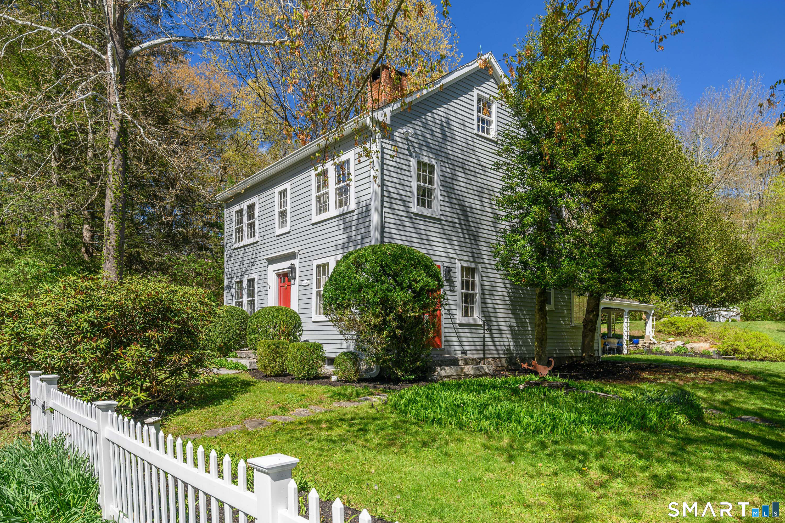 6 High Rock Road Property Photo 2