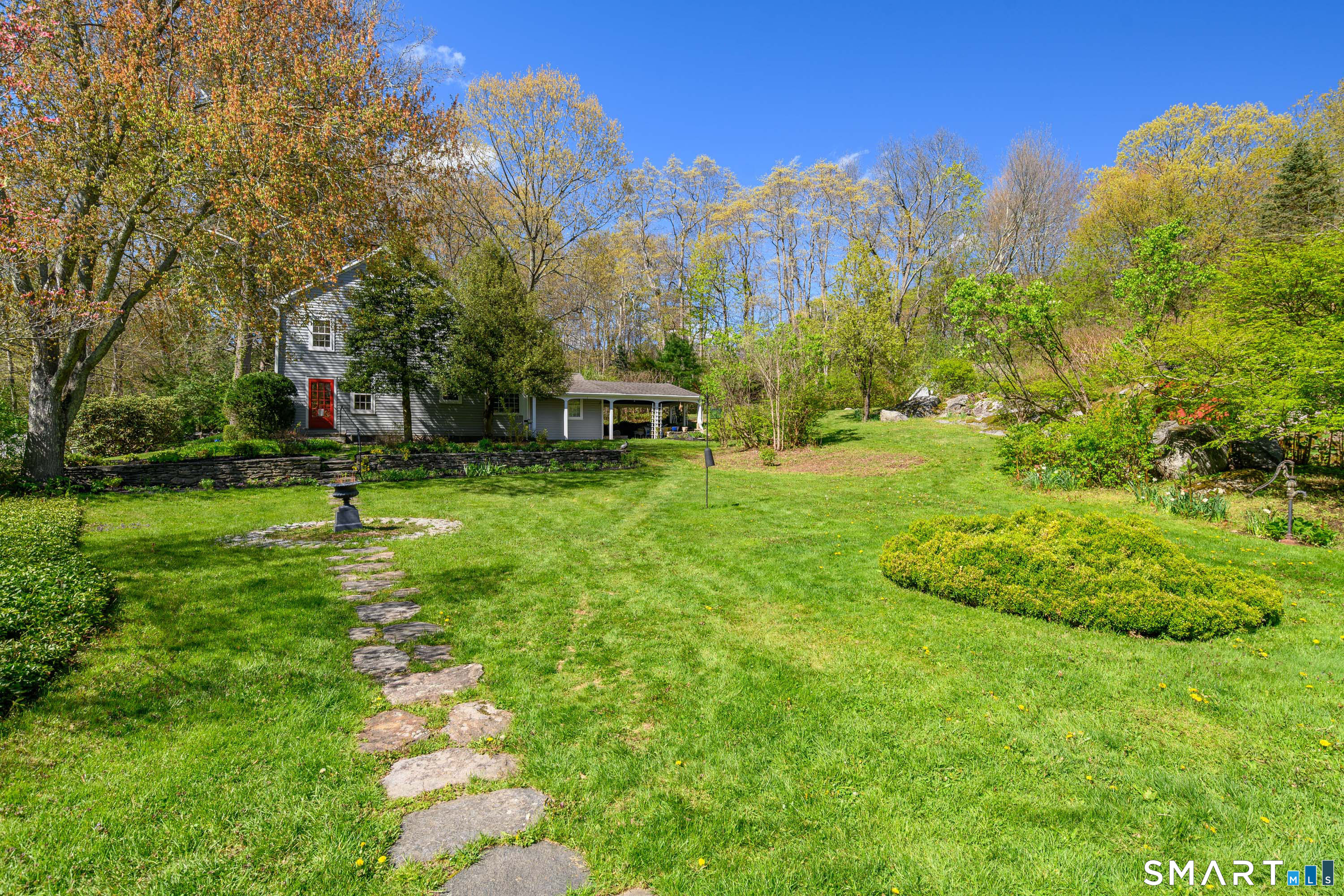 6 High Rock Road Property Photo 5