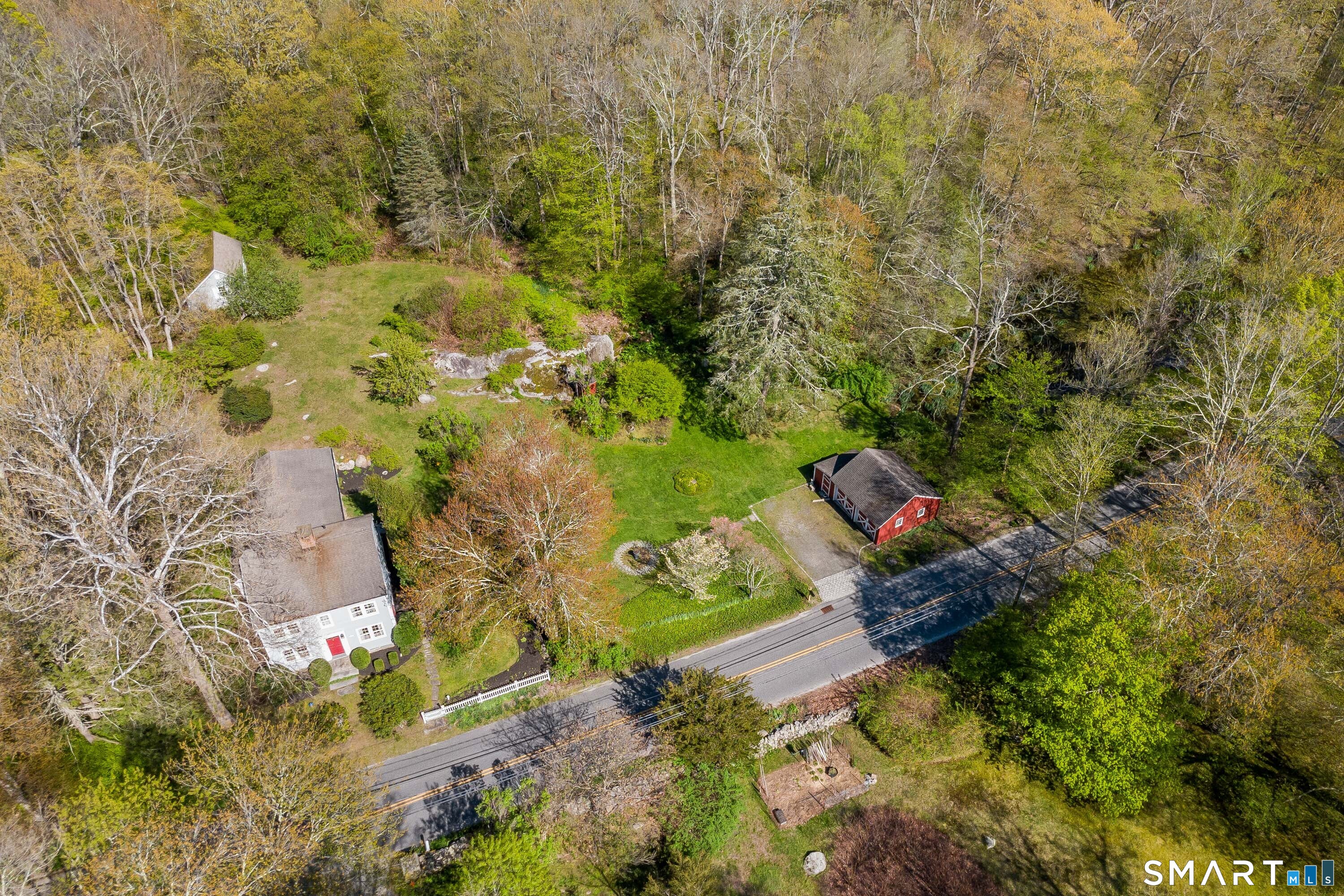6 High Rock Road Property Photo 10