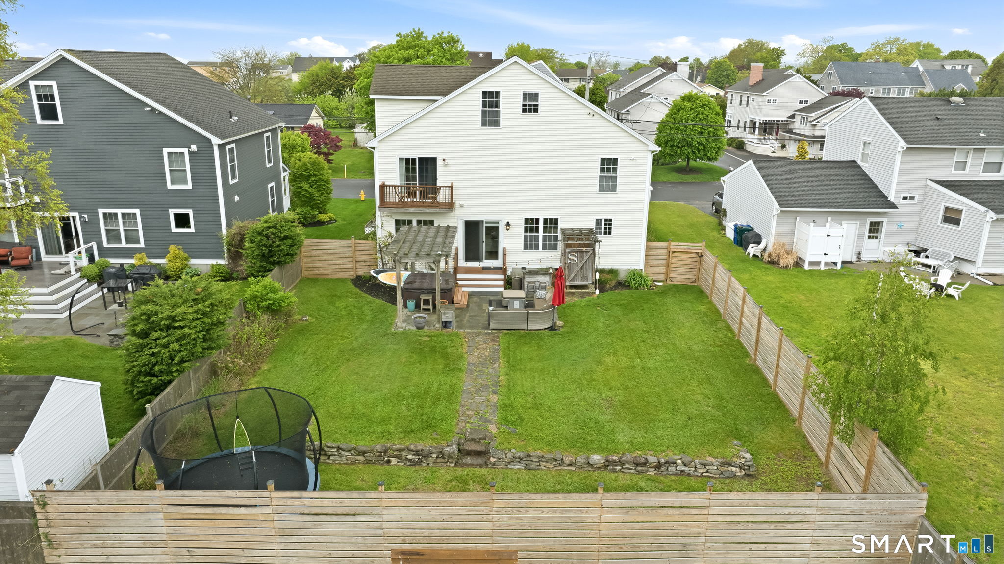 80 Third Avenue Property Photo 10