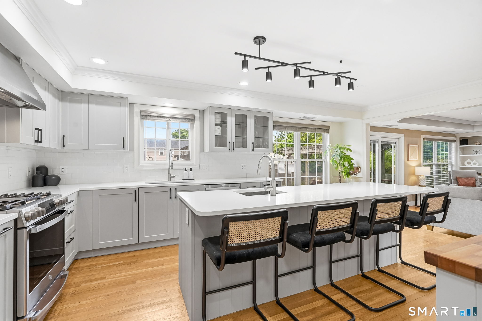 80 Third Avenue Property Photo 12